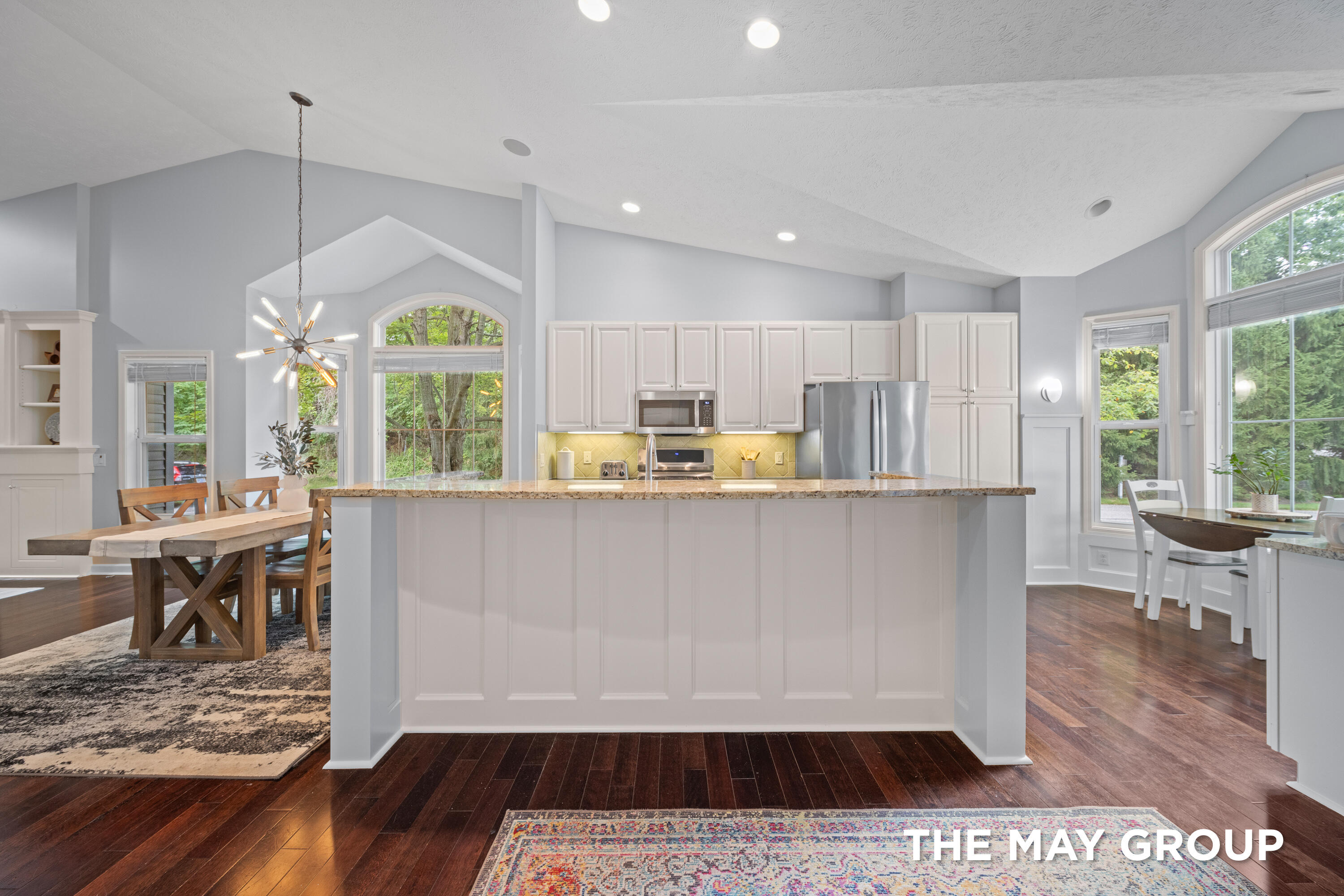 2431 Summit Ridge Drive NE Grand Rapids MI 49505