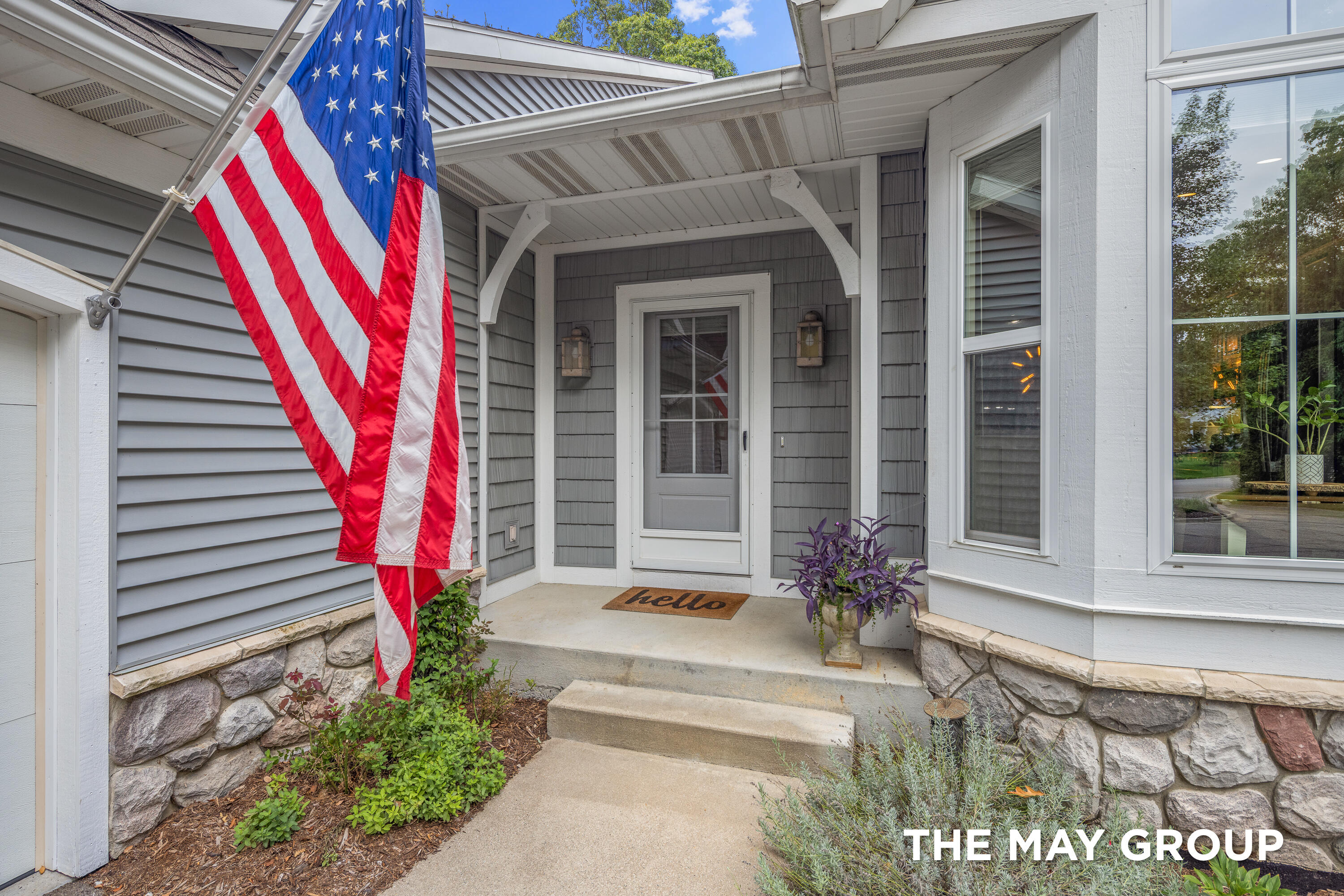 2431 Summit Ridge Drive NE Grand Rapids MI 49505
