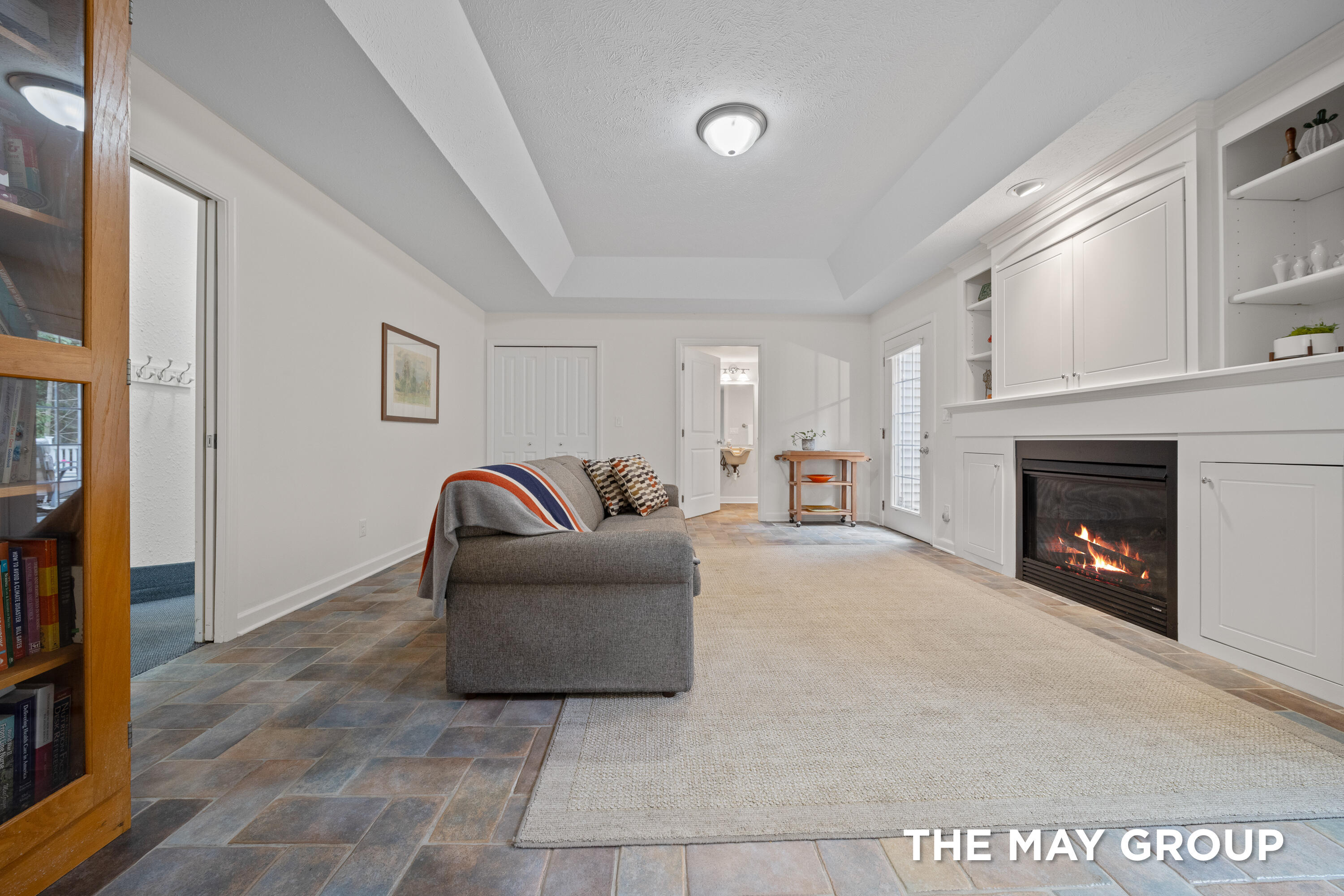 2431 Summit Ridge Drive NE Grand Rapids MI 49505