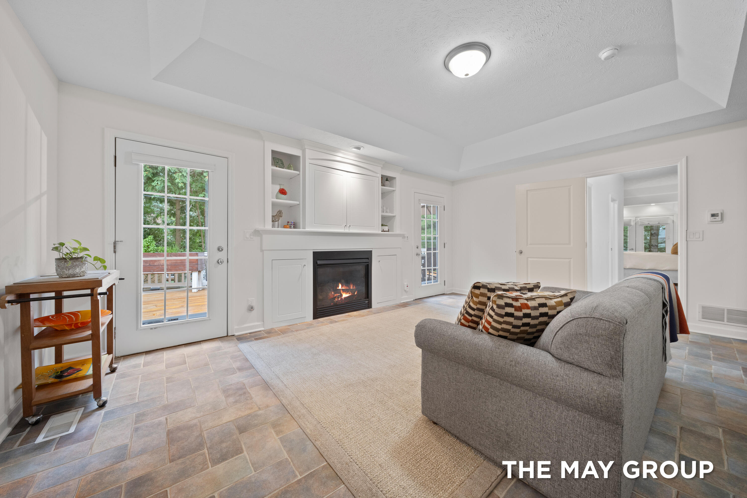 2431 Summit Ridge Drive NE Grand Rapids MI 49505