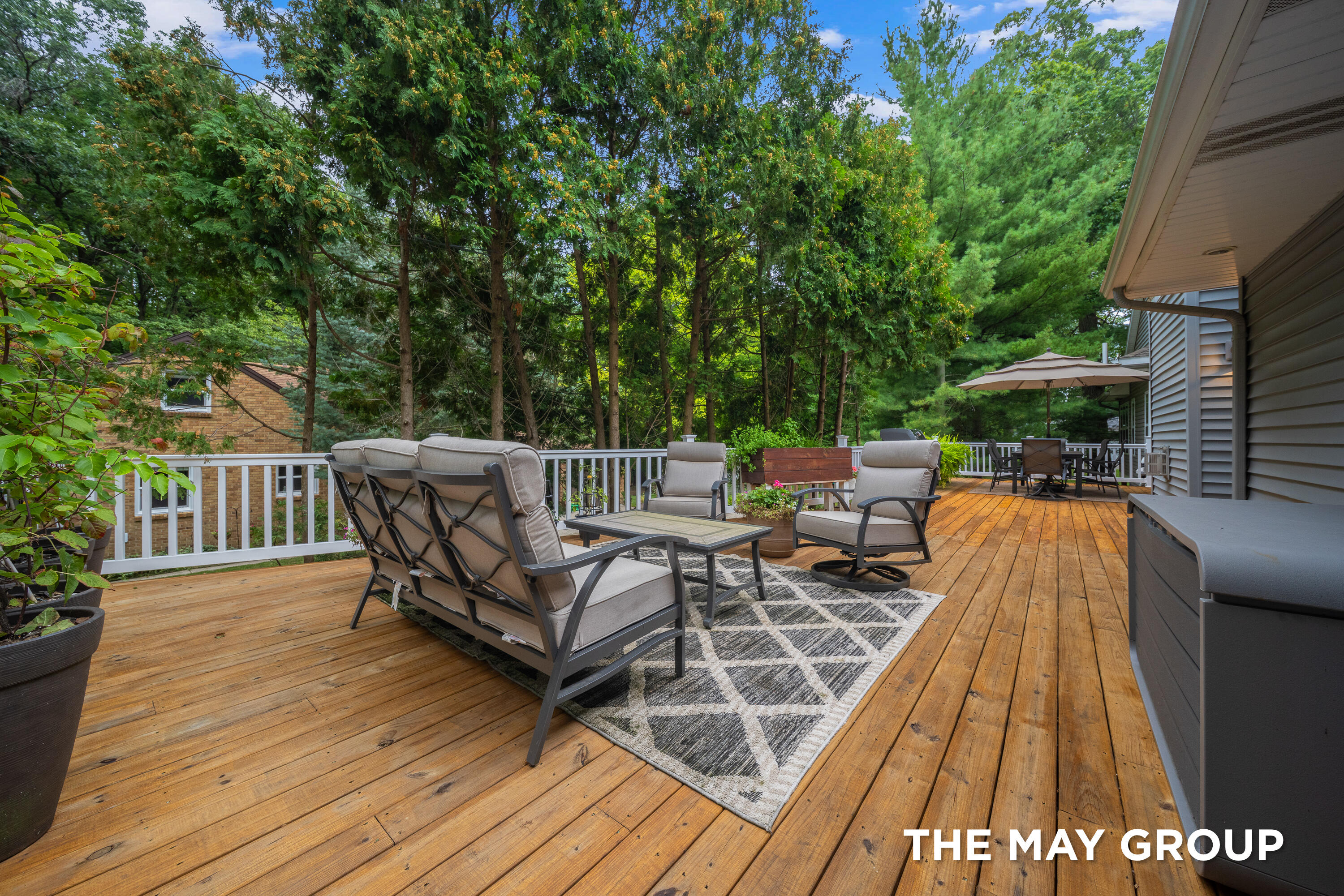 2431 Summit Ridge Drive NE Grand Rapids MI 49505
