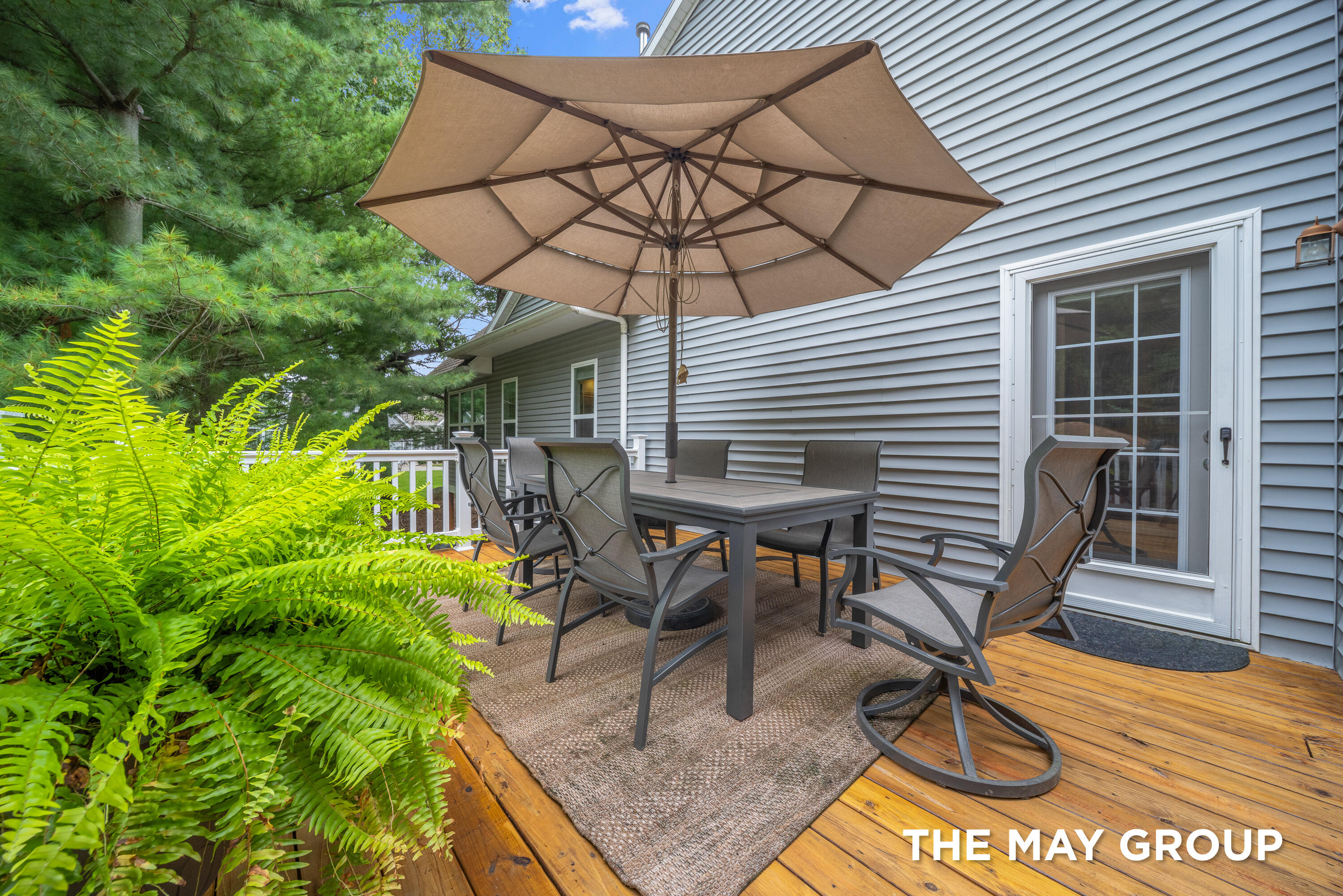 2431 Summit Ridge Drive NE Grand Rapids MI 49505