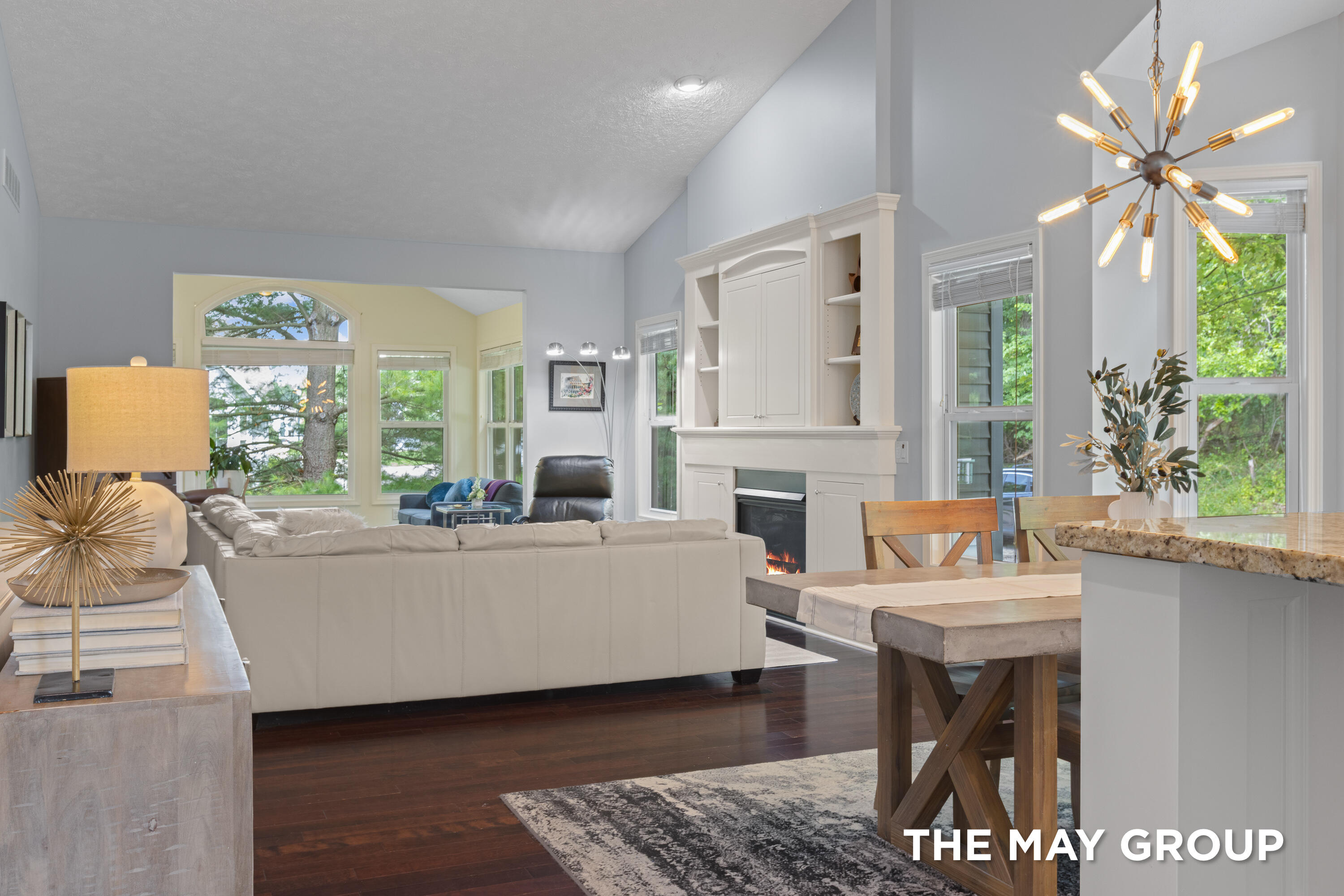 2431 Summit Ridge Drive NE Grand Rapids MI 49505