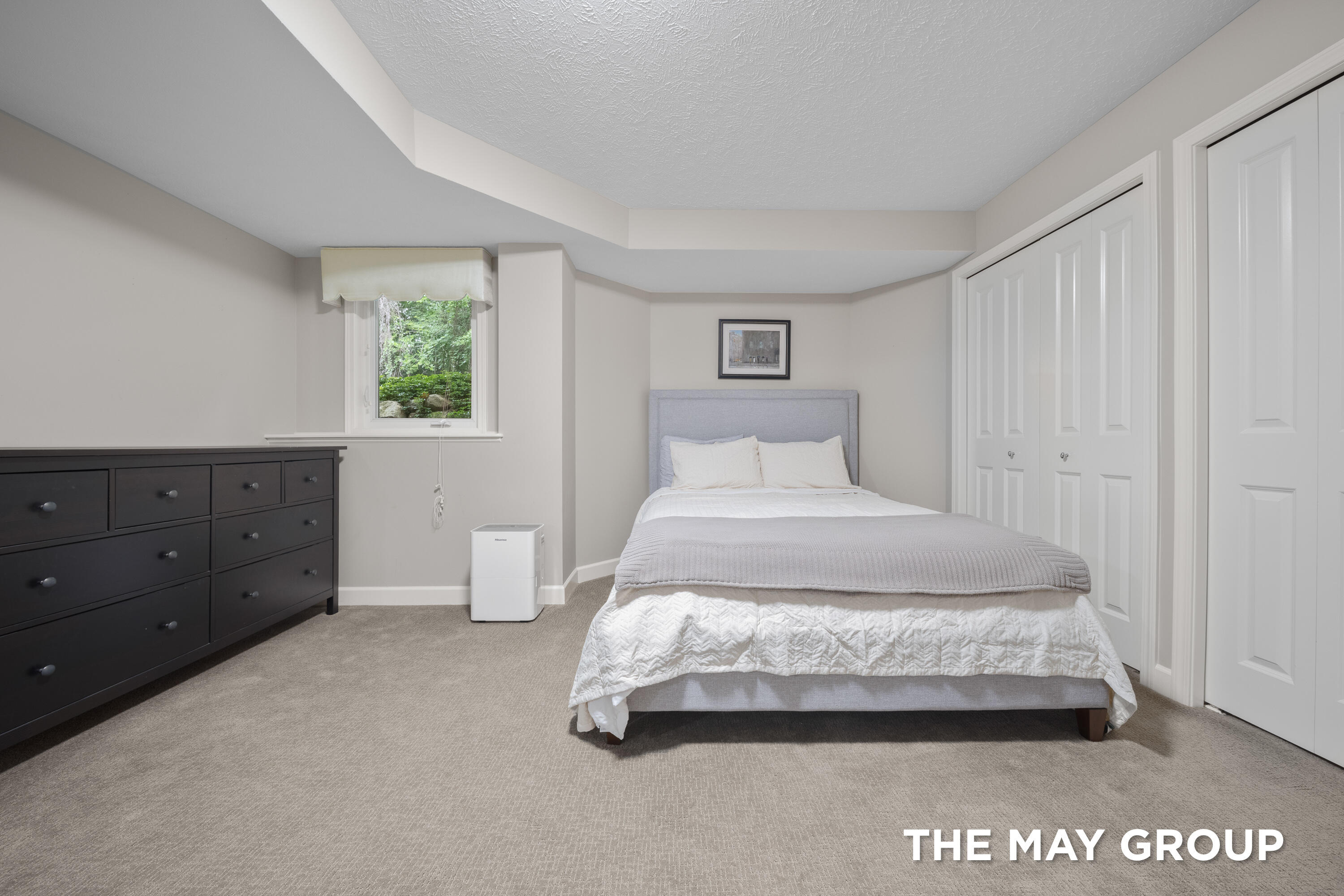 2431 Summit Ridge Drive NE Grand Rapids MI 49505