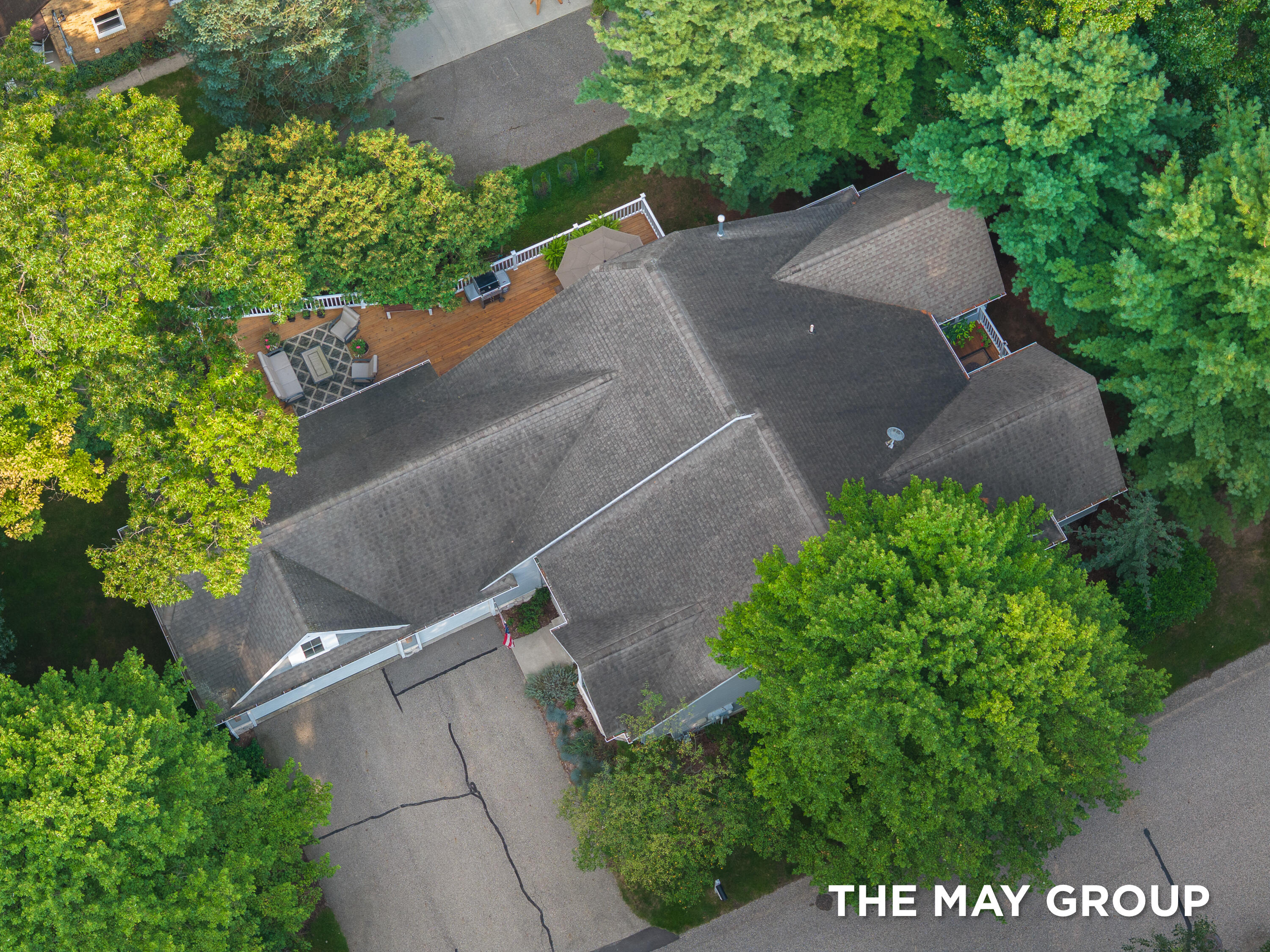 2431 Summit Ridge Drive NE Grand Rapids MI 49505