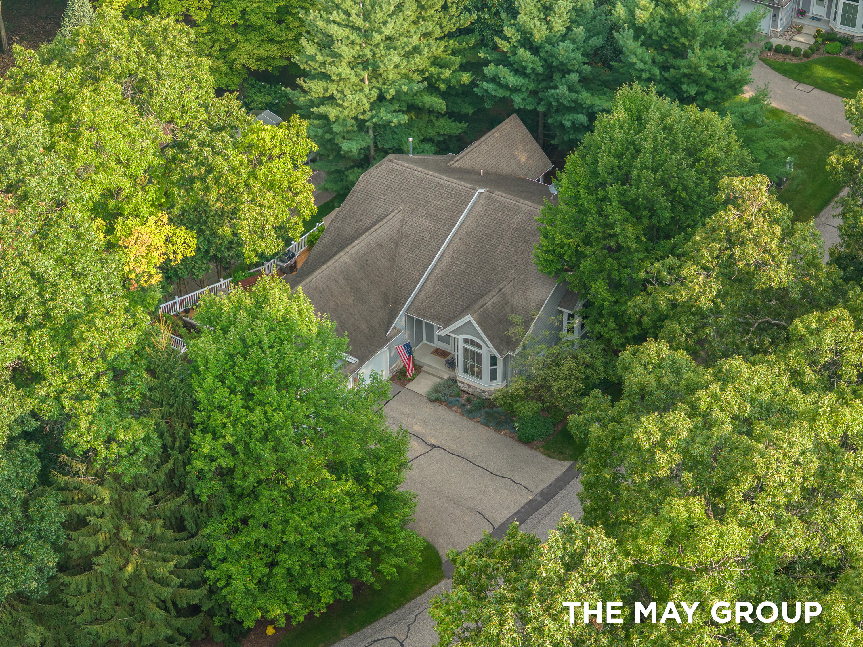 2431 Summit Ridge Drive NE Grand Rapids MI 49505