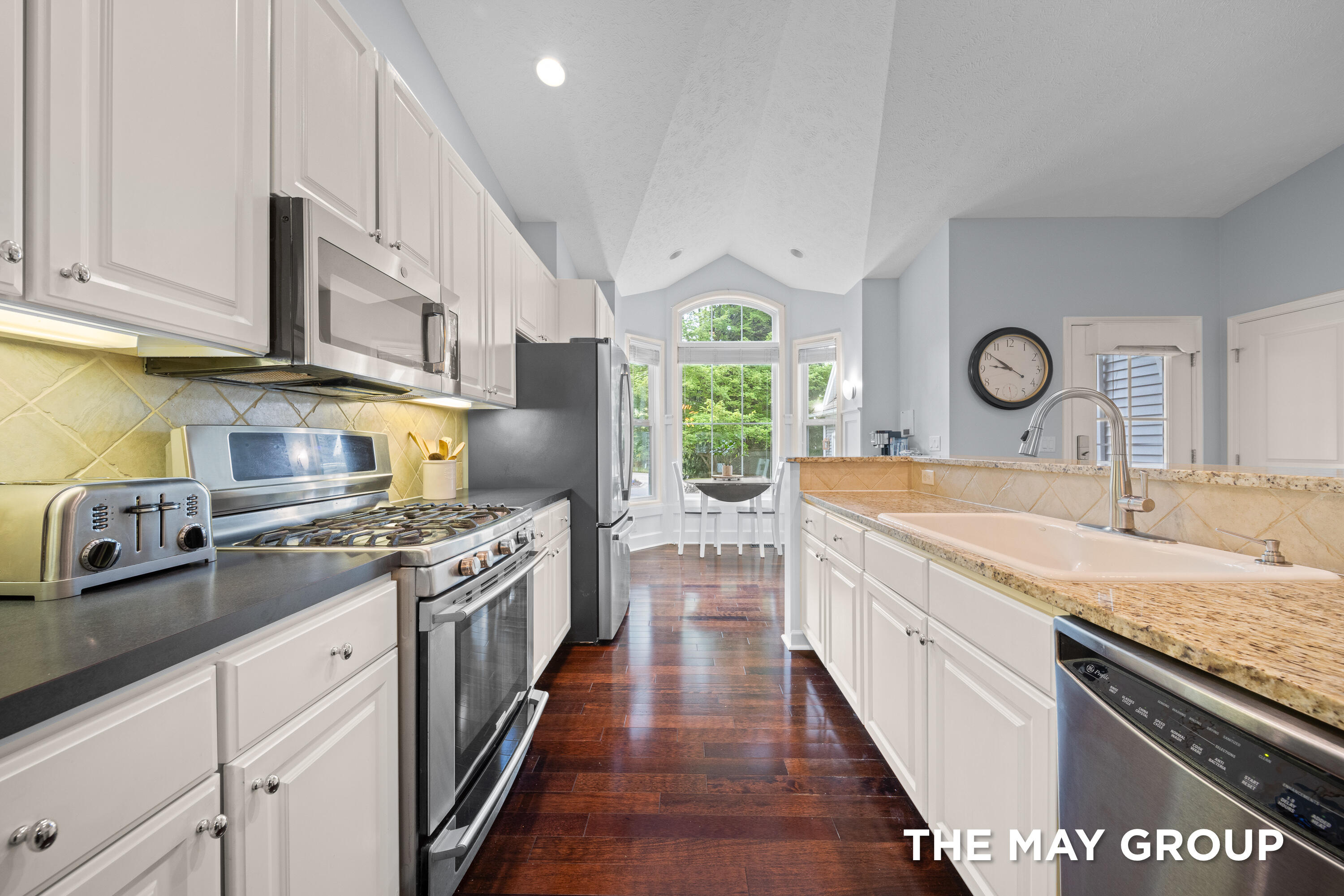 2431 Summit Ridge Drive NE Grand Rapids MI 49505