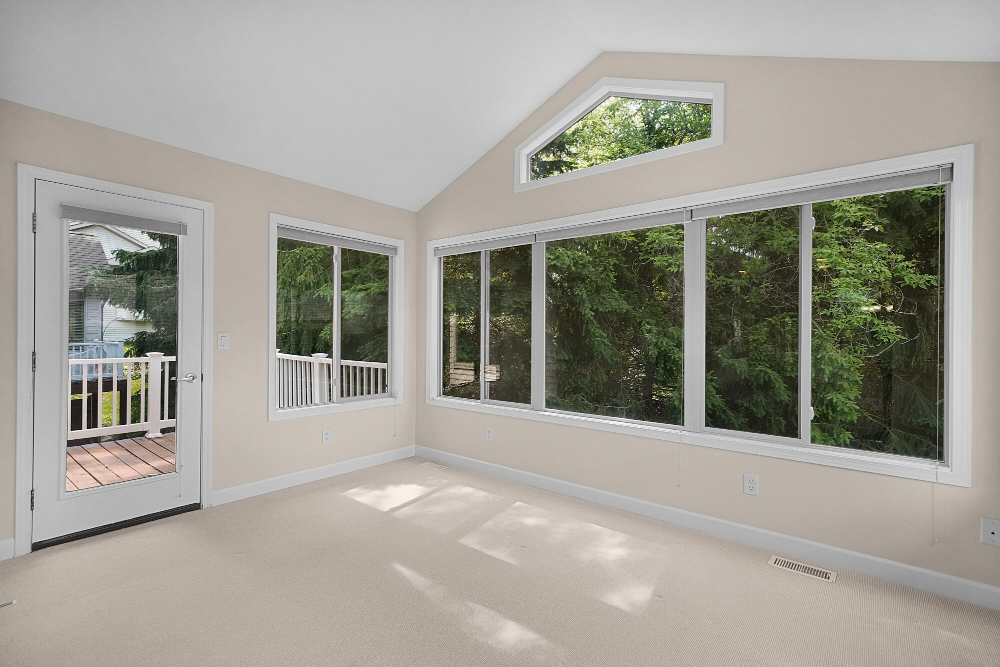 4380 Willow Lane NE Grand Rapids MI 49525