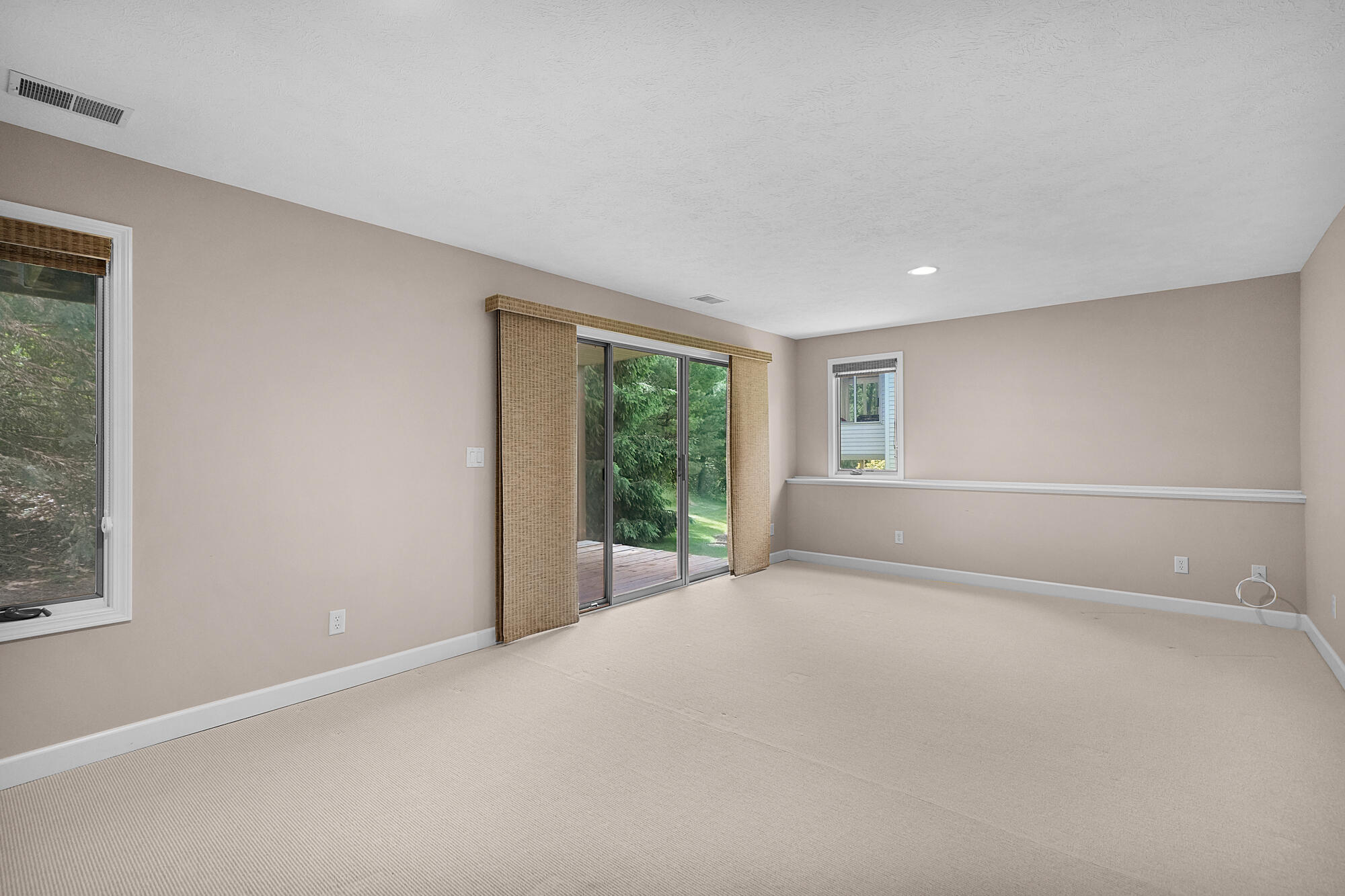 4380 Willow Lane NE Grand Rapids MI 49525