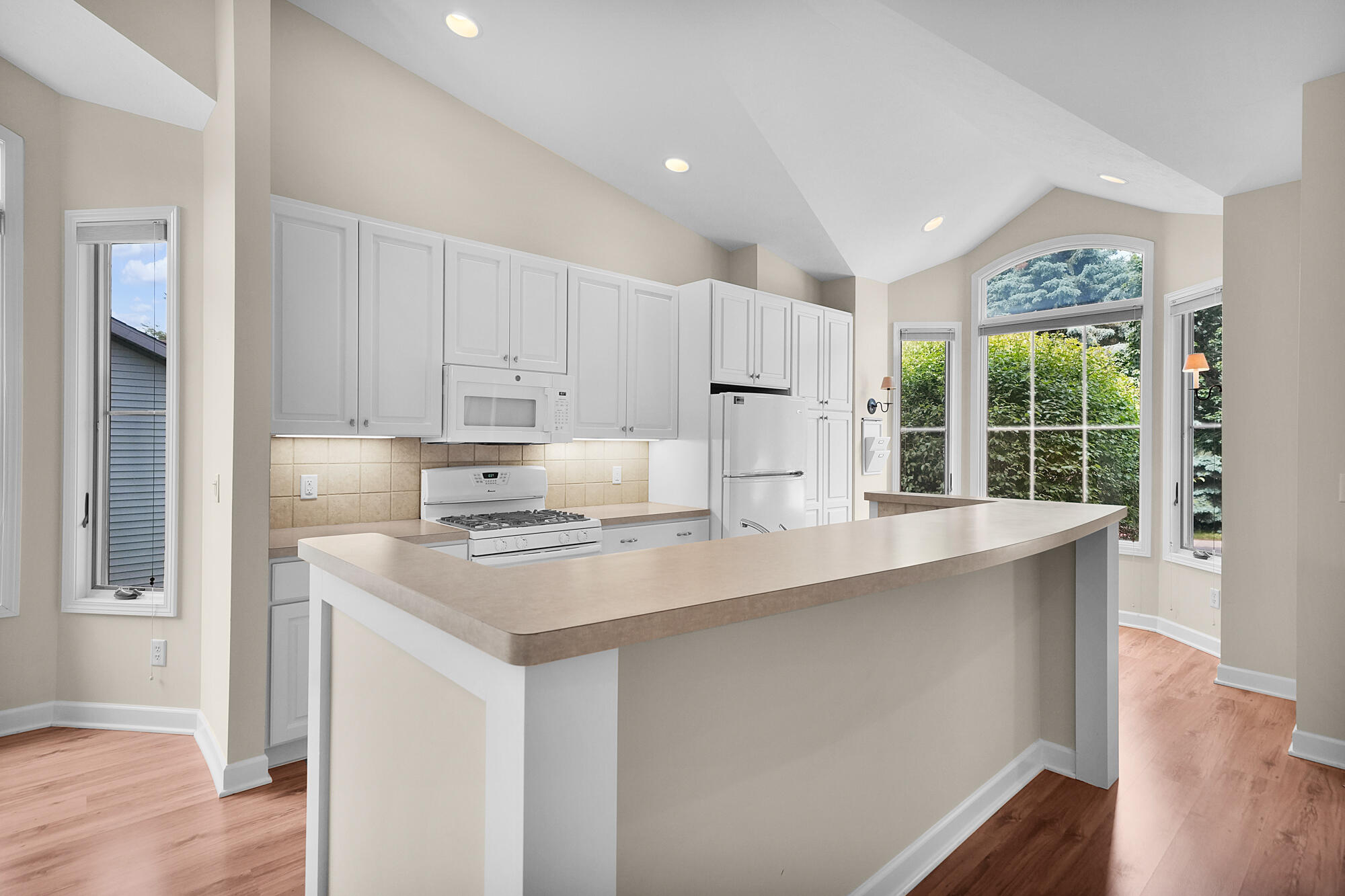 4380 Willow Lane NE Grand Rapids MI 49525