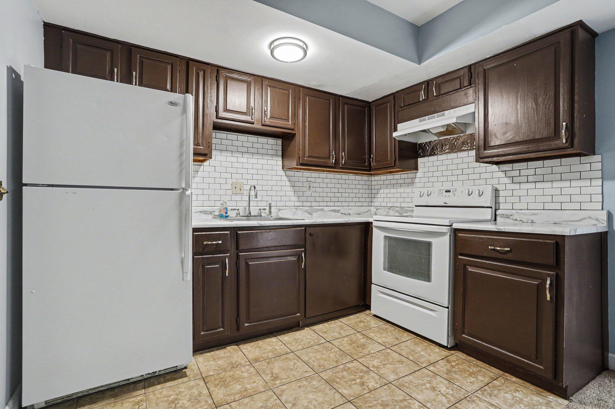 3517 Kenbrooke Court Kalamazoo MI 49006