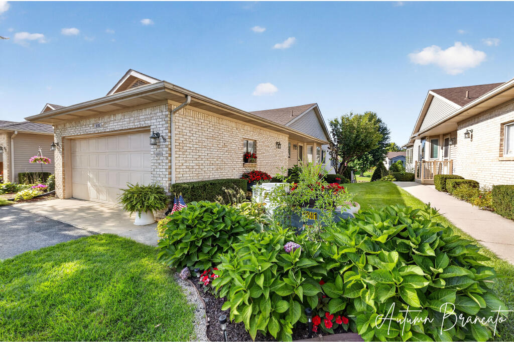 1085 Amber Cove Drive SW Byron Center MI 49315