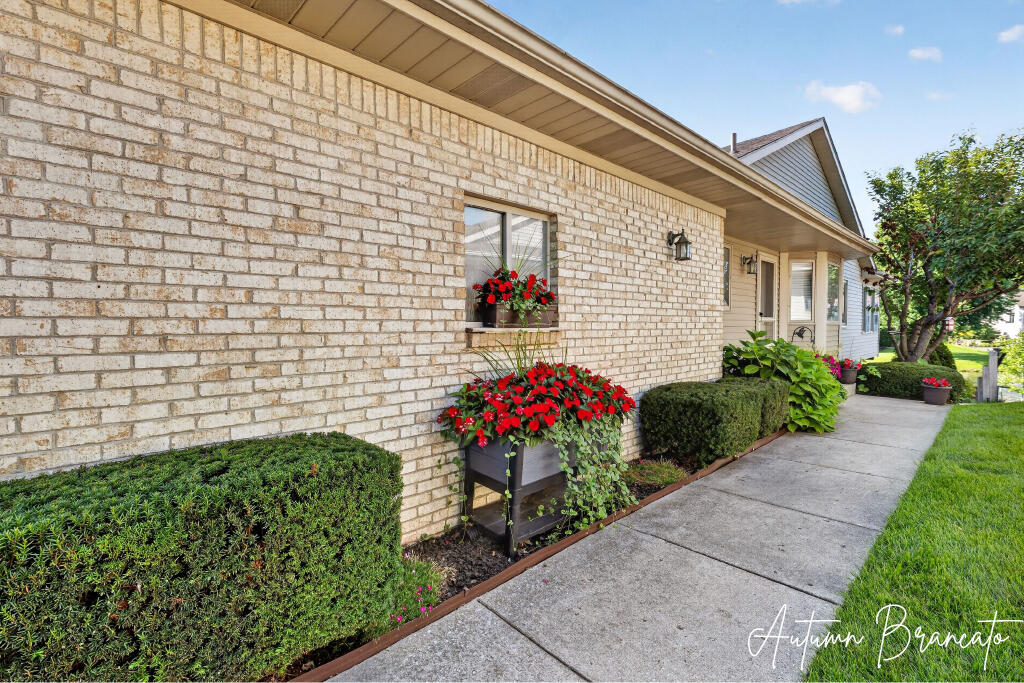 1085 Amber Cove Drive SW Byron Center MI 49315