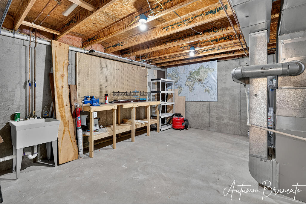 1085 Amber Cove Drive SW Byron Center MI 49315