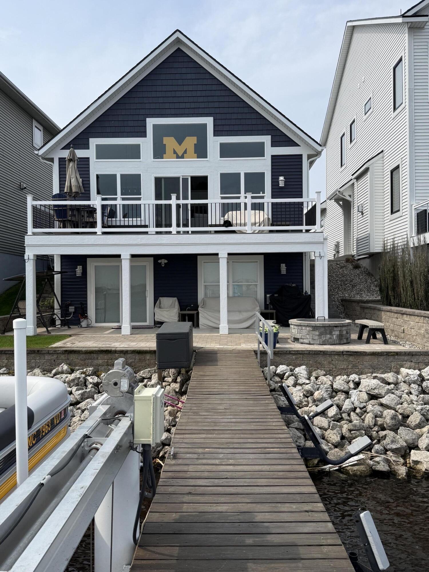 303 Terrace Point Circle Muskegon MI 49440