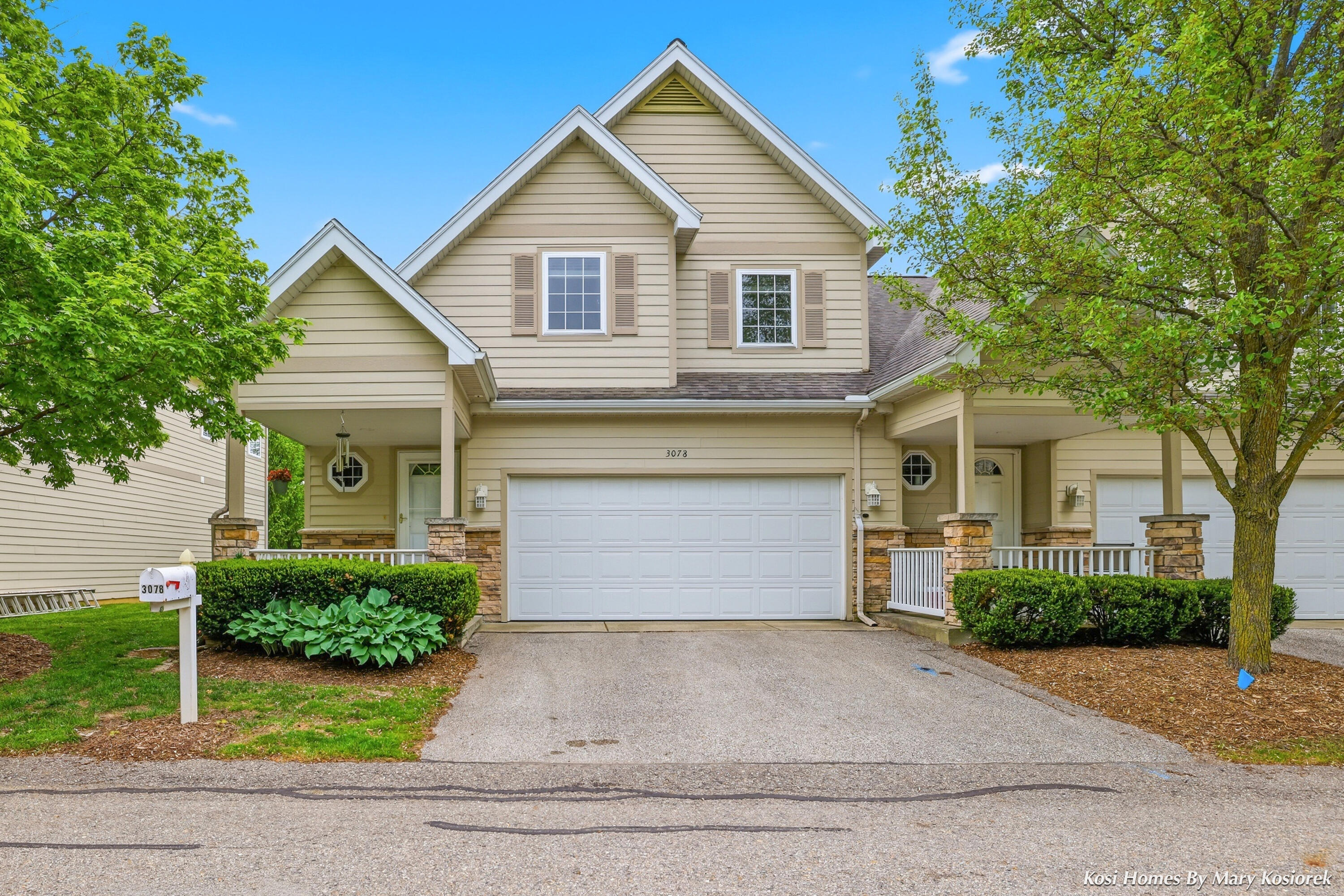 3078 Ledgestone Place NE Grand Rapids MI 49525