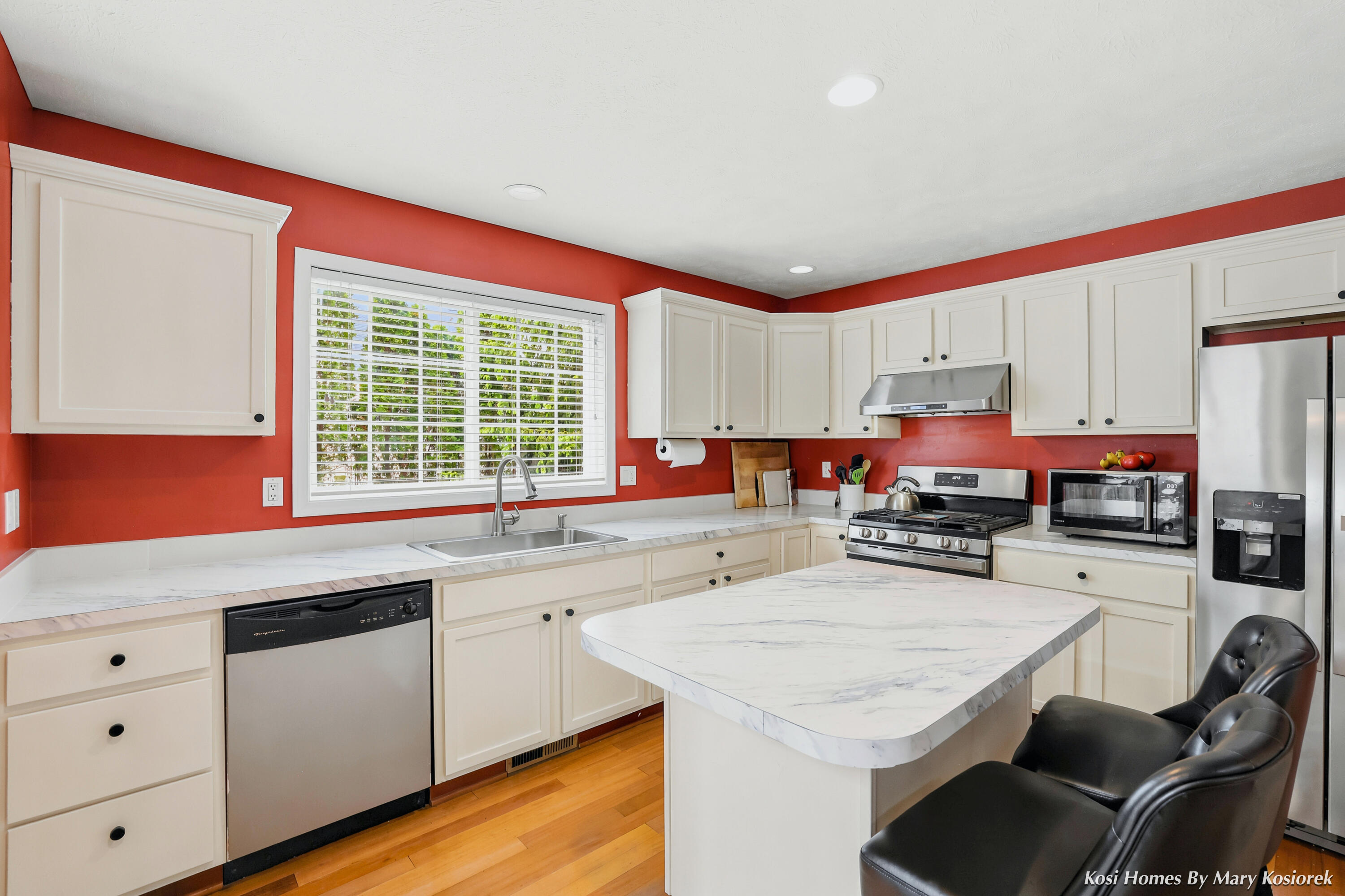 3078 Ledgestone Place NE Grand Rapids MI 49525
