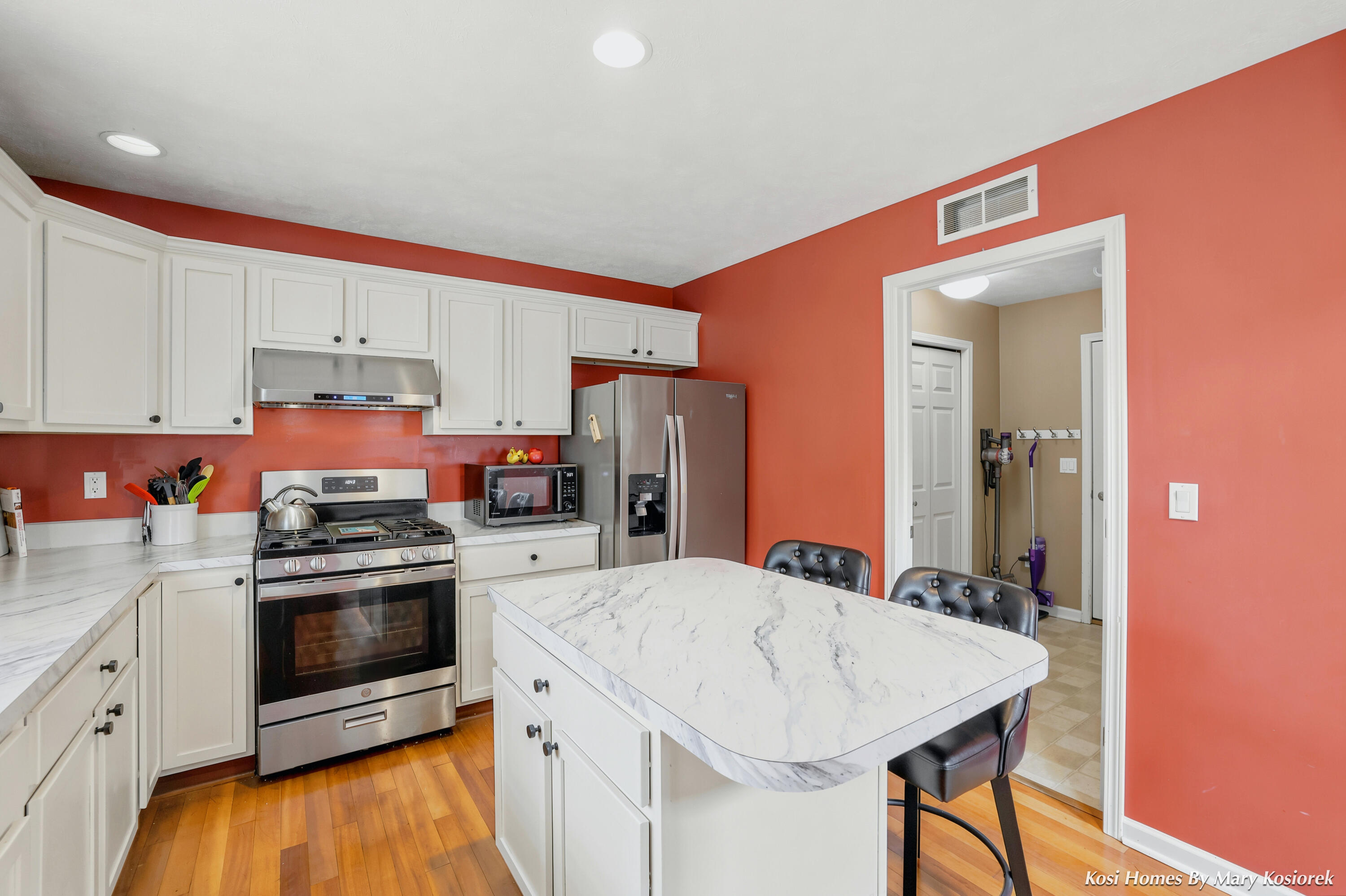 3078 Ledgestone Place NE Grand Rapids MI 49525