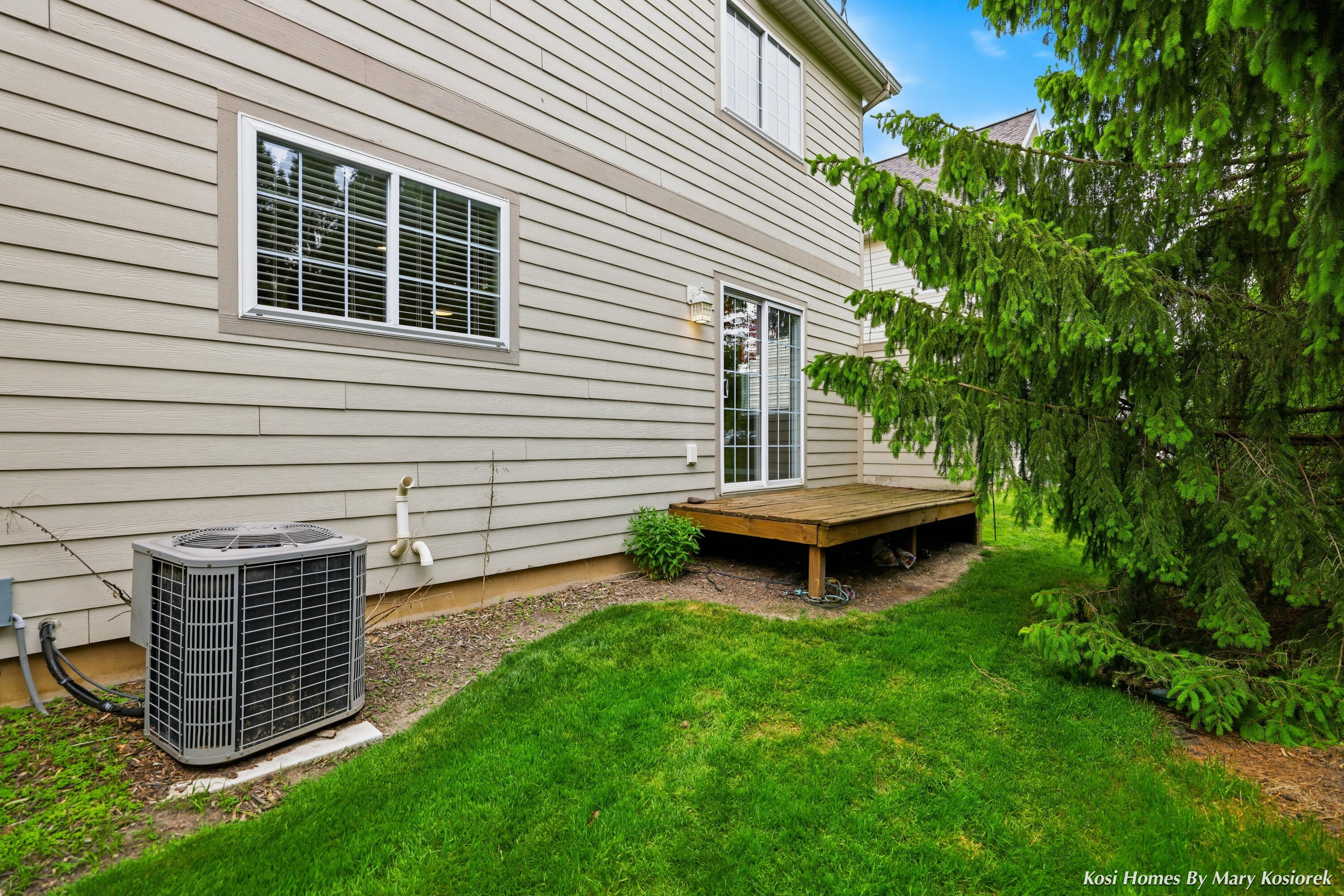 3078 Ledgestone Place NE Grand Rapids MI 49525