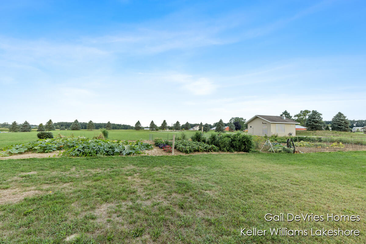 4494 Meadow Pond Way Hamilton MI 49419