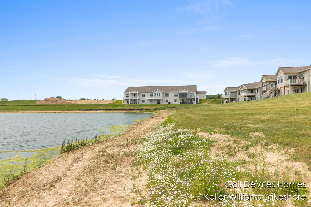 4494 Meadow Pond Way Hamilton MI 49419