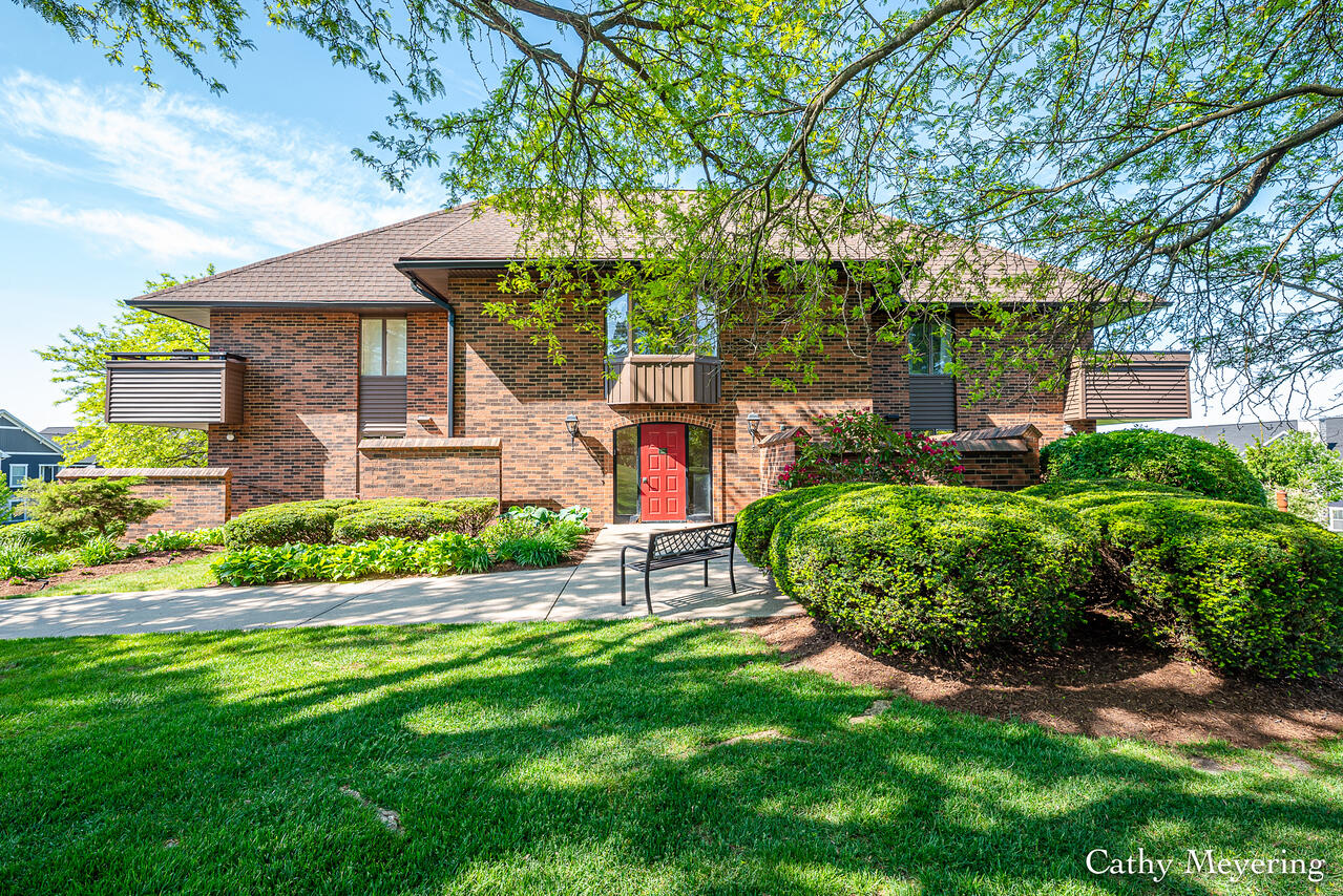 3181 Charlevoix Drive SE Grand Rapids MI 49546