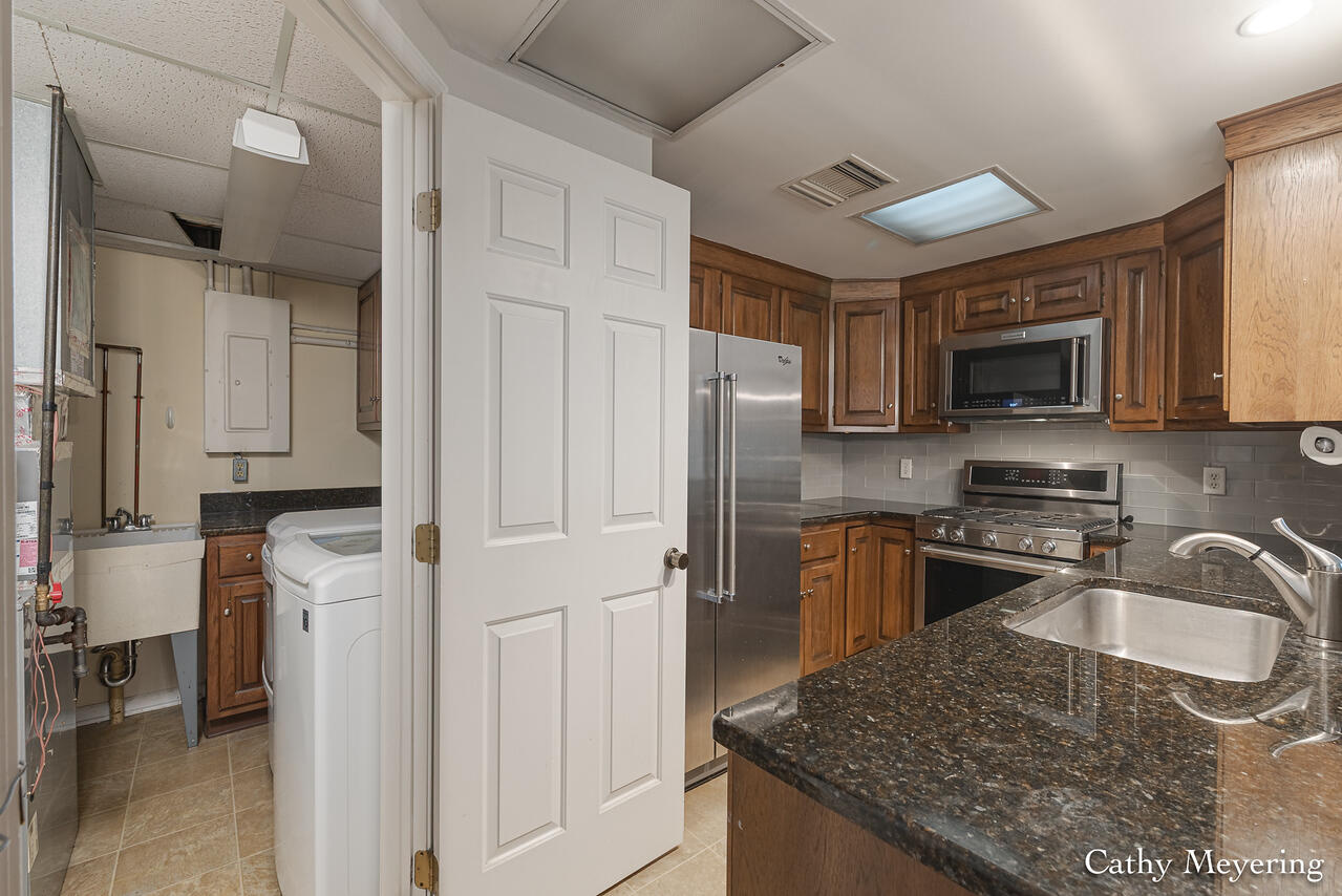 3181 Charlevoix Drive SE Grand Rapids MI 49546