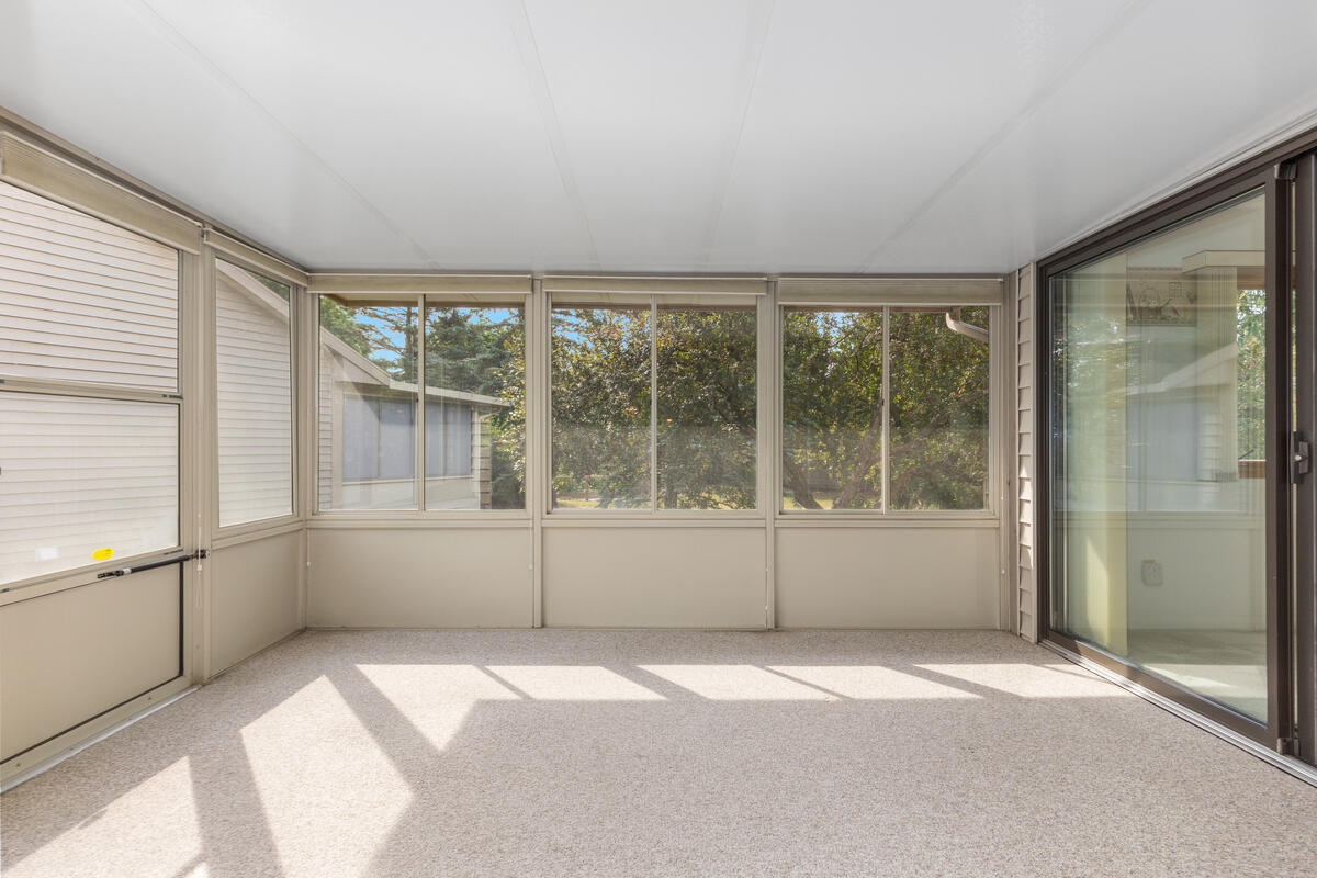 2736 Mulford Drive SE Grand Rapids MI 49546