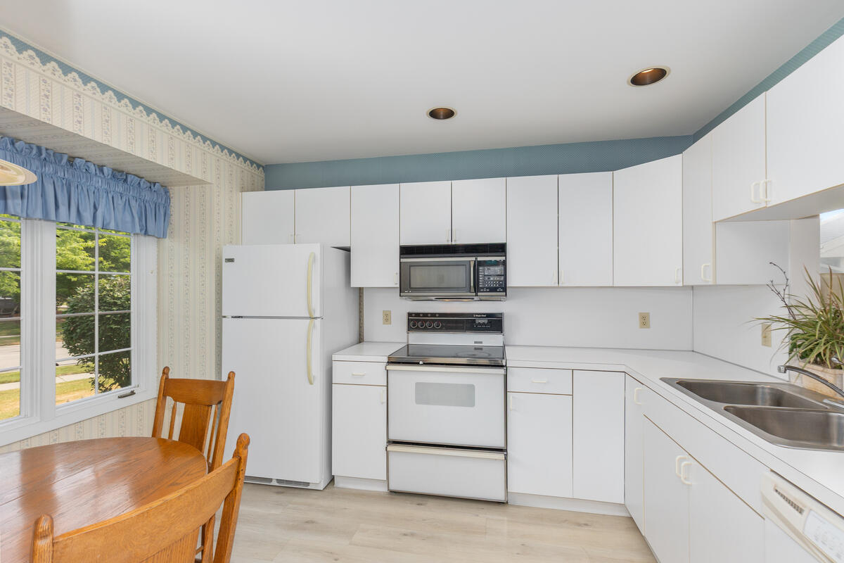 2736 Mulford Drive SE Grand Rapids MI 49546