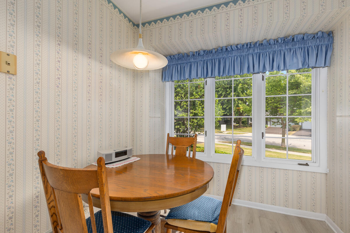 2736 Mulford Drive SE Grand Rapids MI 49546