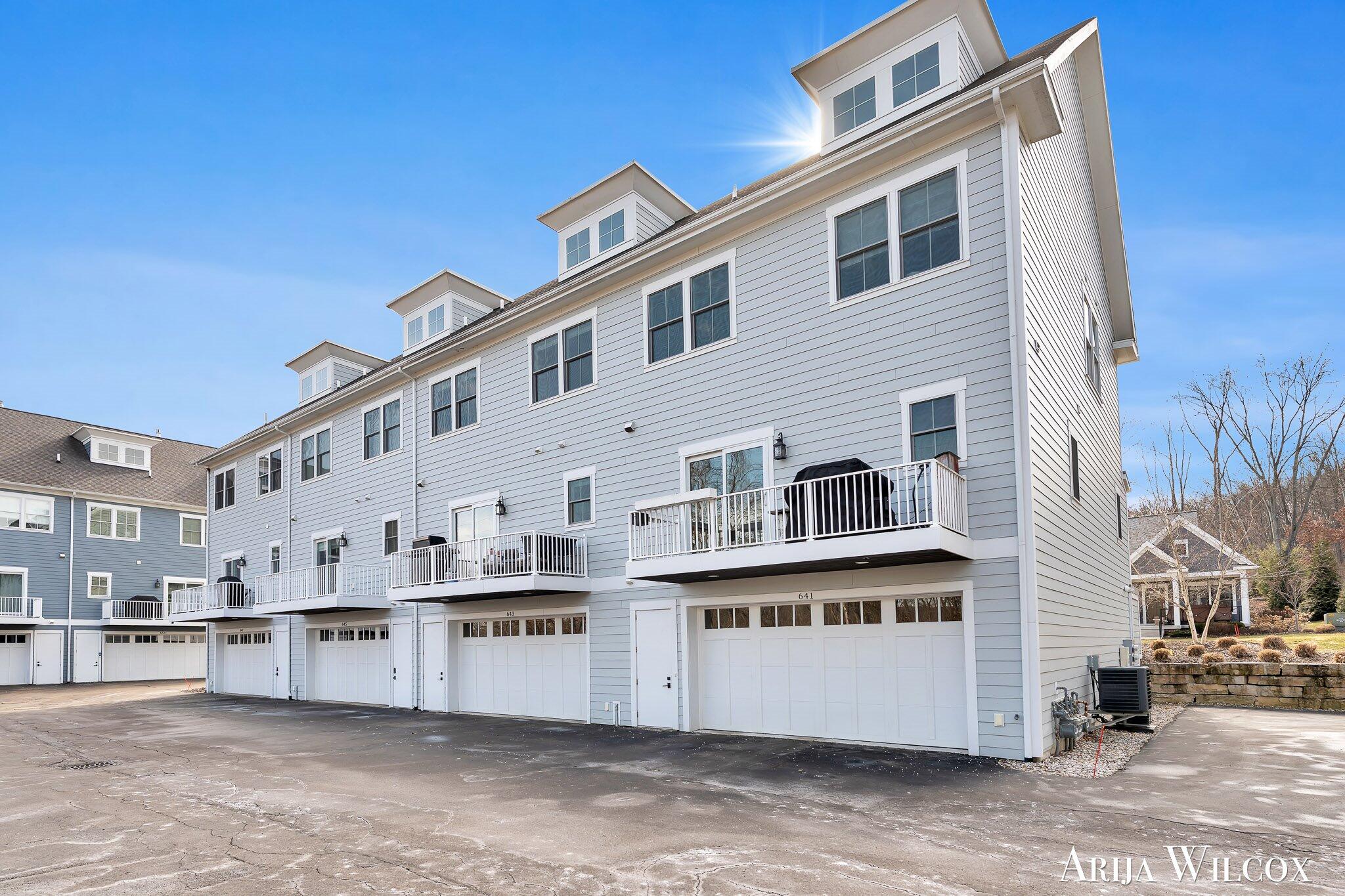 643 Greenslate Drive SE Ada MI 49301