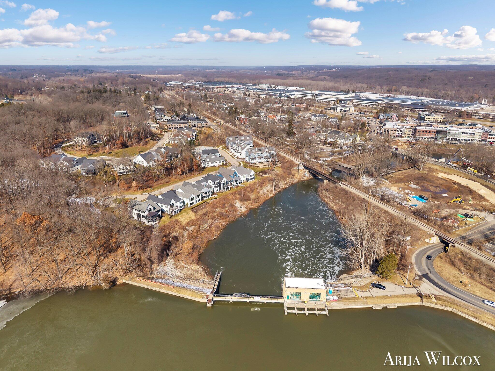 643 Greenslate Drive SE Ada MI 49301
