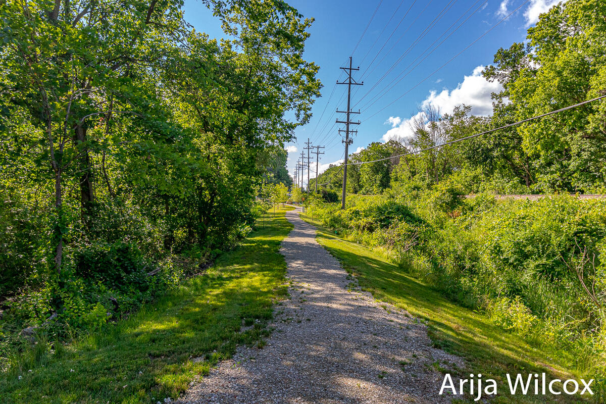 643 Greenslate Drive SE Ada MI 49301
