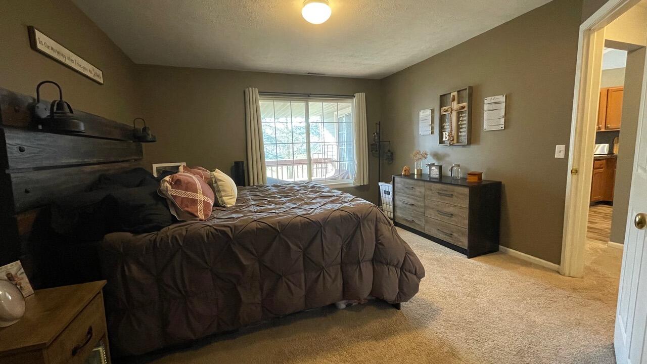169 Hunters Lane NE Rockford MI 49341
