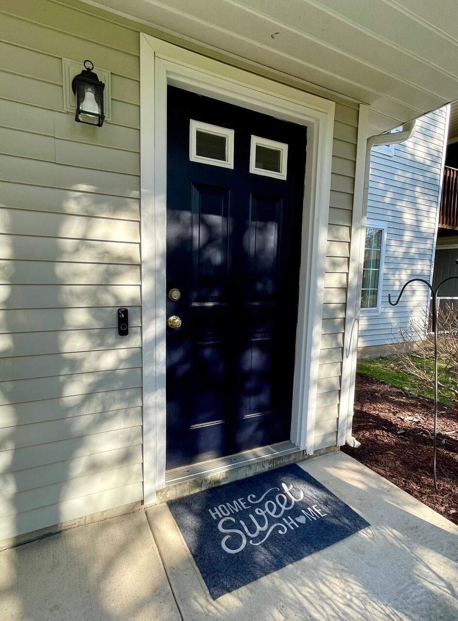 169 Hunters Lane NE Rockford MI 49341