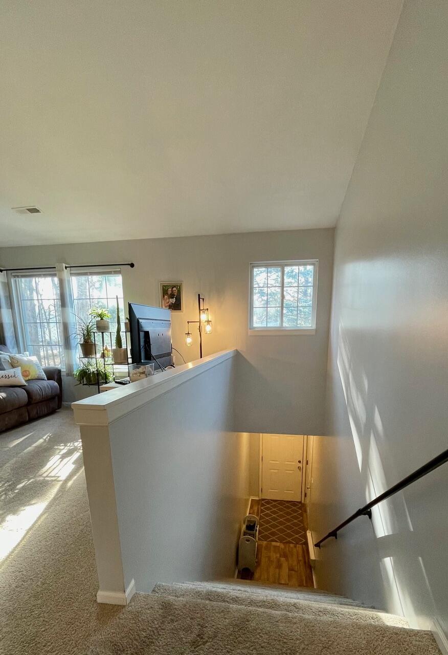 169 Hunters Lane NE Rockford MI 49341