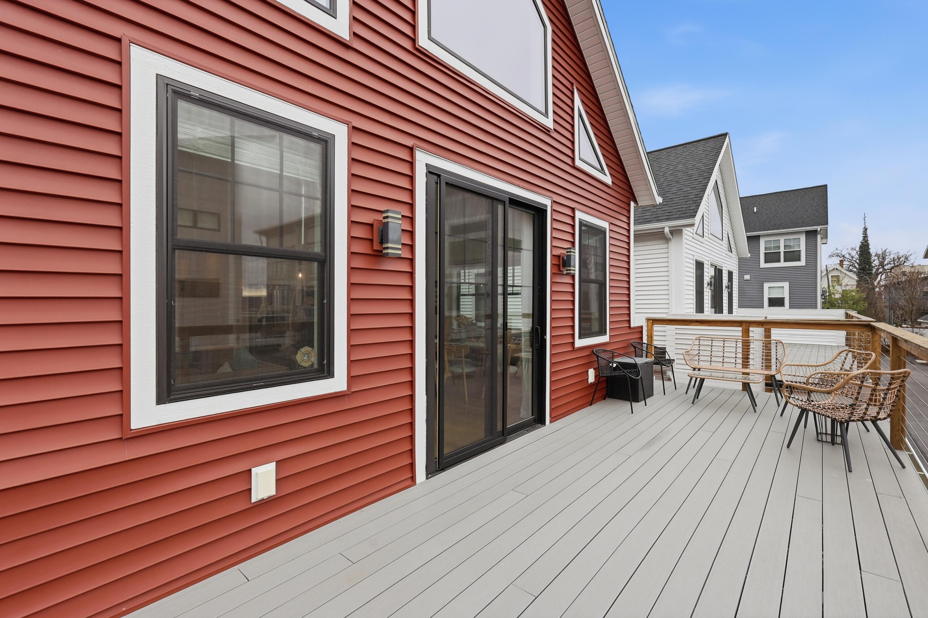 629 Fairview Avenue NE Grand Rapids MI 49503
