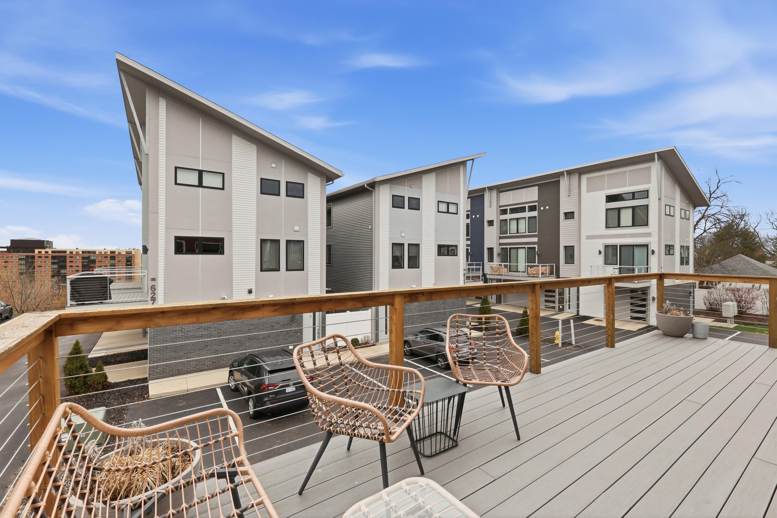 629 Fairview Avenue NE Grand Rapids MI 49503