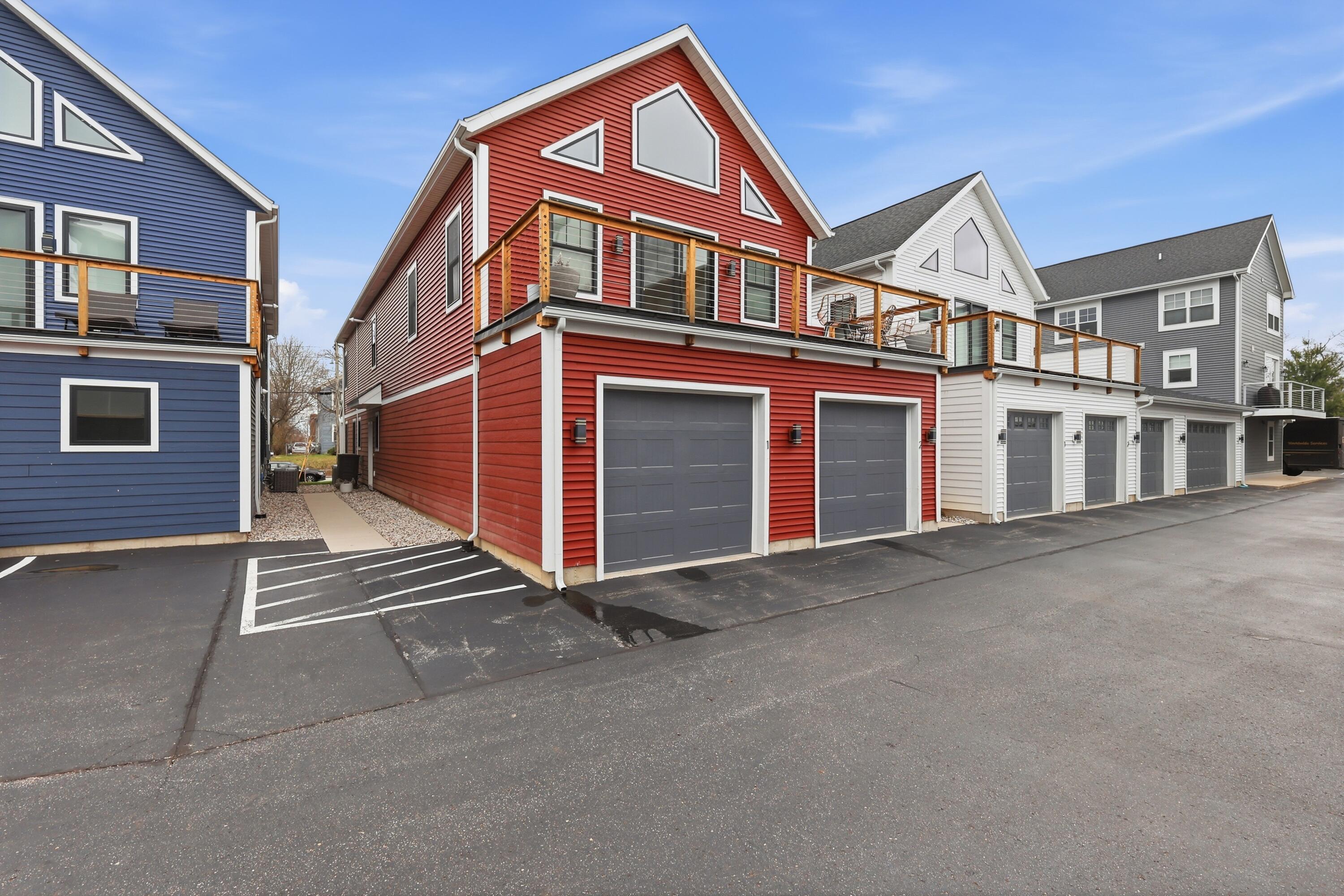 629 Fairview Avenue NE Grand Rapids MI 49503
