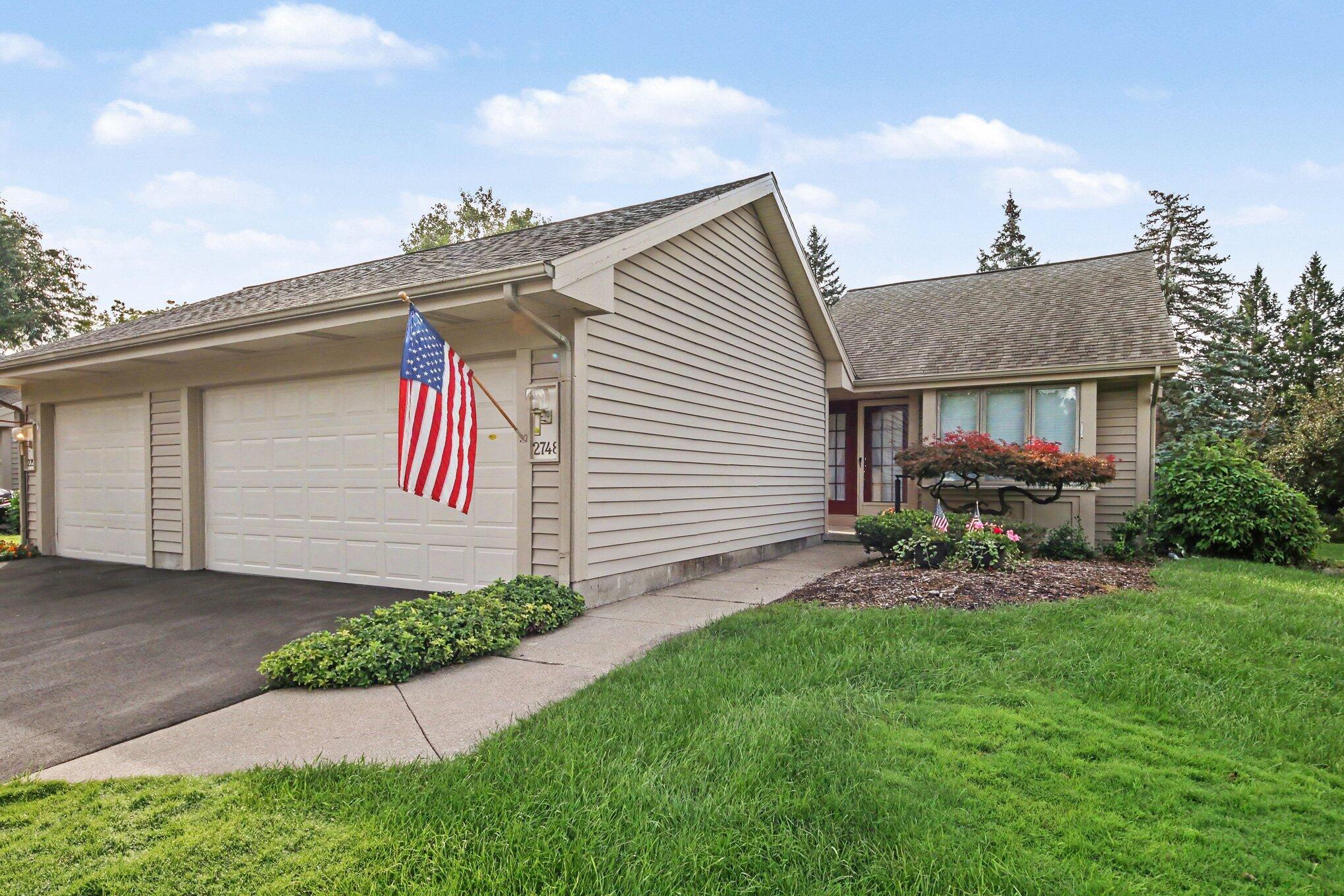 2748 SE Mulford Drive SE Drive SE Grand Rapids MI 49546