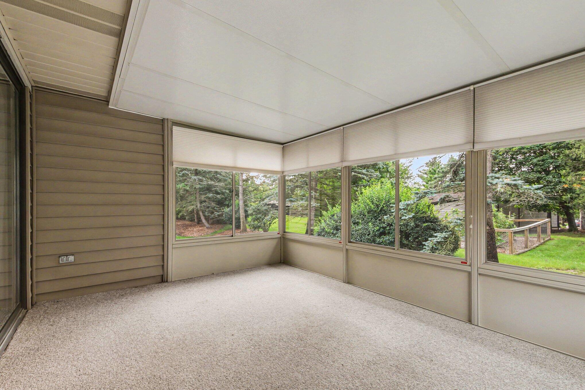 2748 SE Mulford Drive SE Drive SE Grand Rapids MI 49546