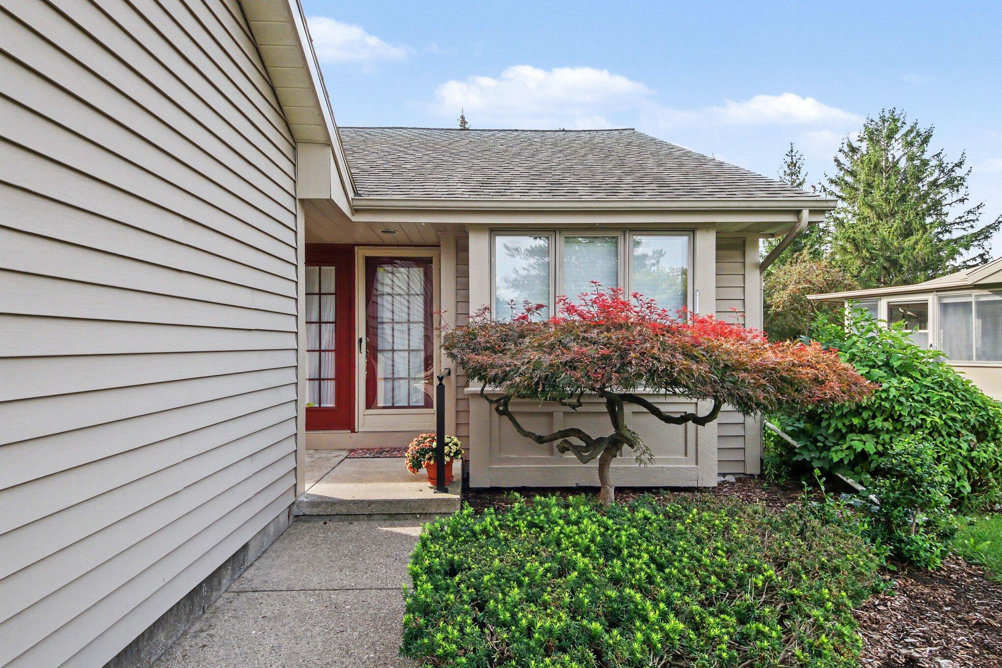 2748 SE Mulford Drive SE Drive SE Grand Rapids MI 49546