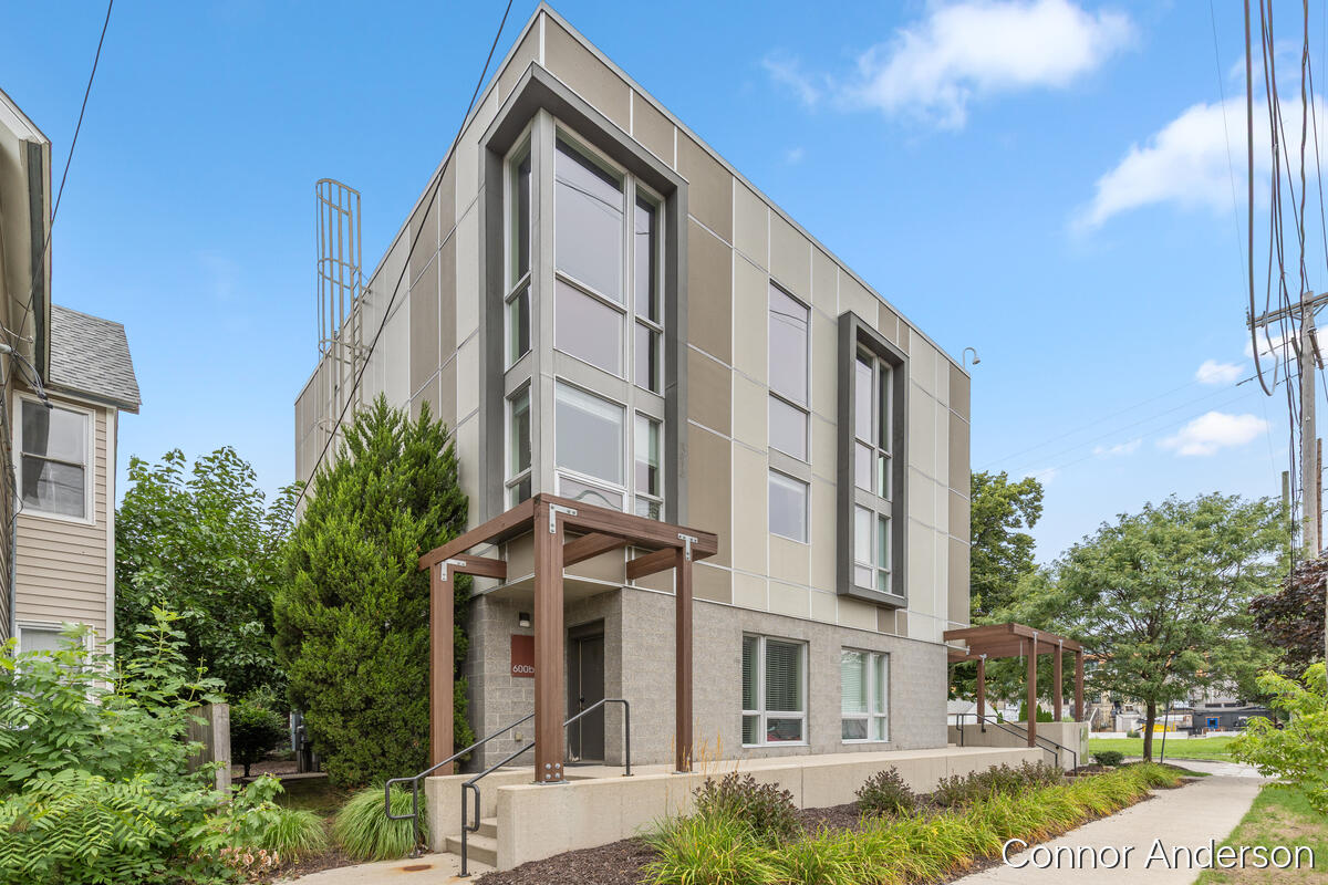 600 Douglas Street NW Grand Rapids MI 49504