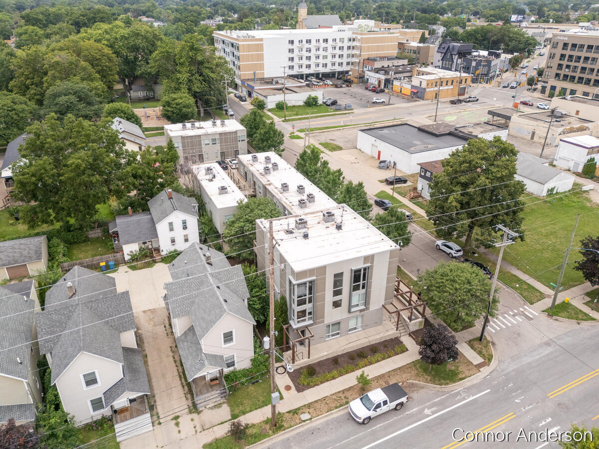 600 Douglas Street NW Grand Rapids MI 49504