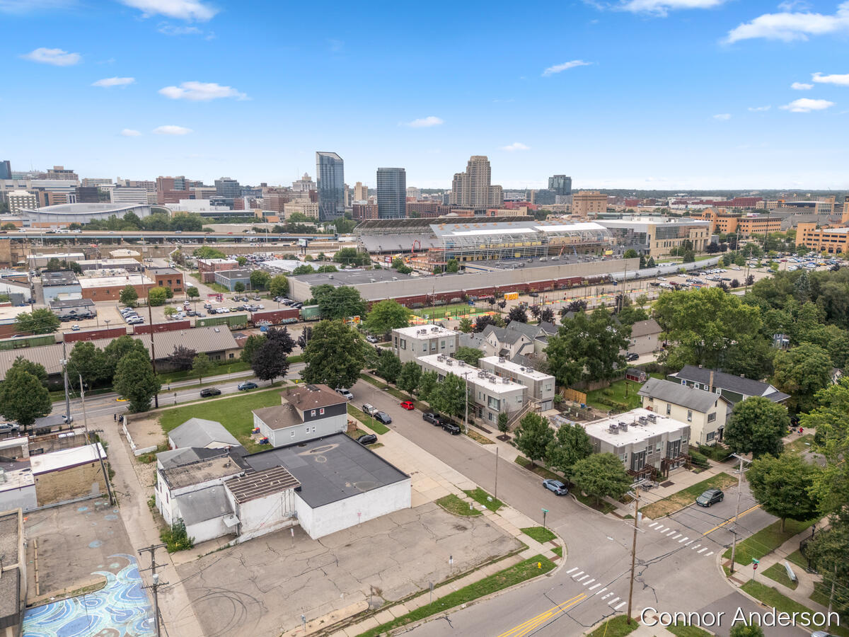 600 Douglas Street NW Grand Rapids MI 49504