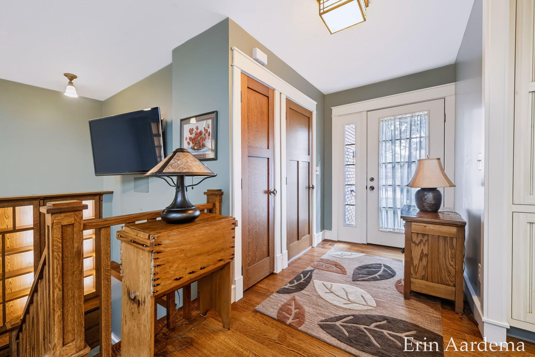 302 Foxcroft Circle Holland MI 49423