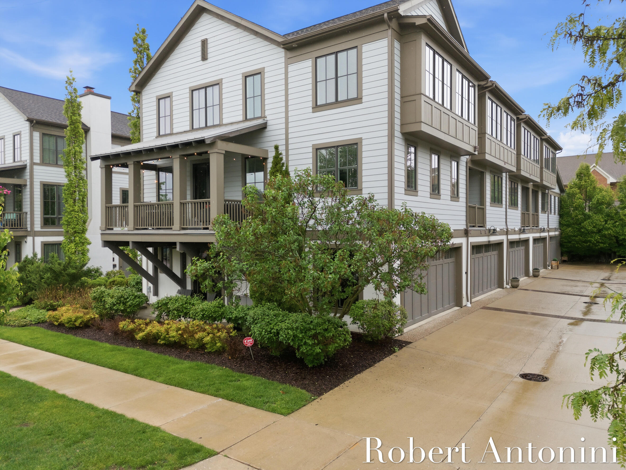 706 Croswell Avenue SE Grand Rapids MI 49506
