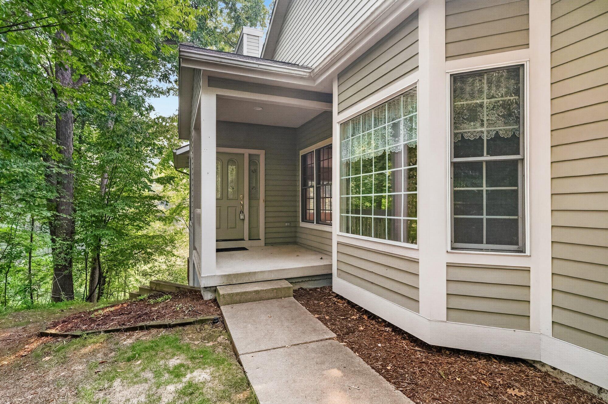 1718 Big Timber Court NE Grand Rapids MI 49505