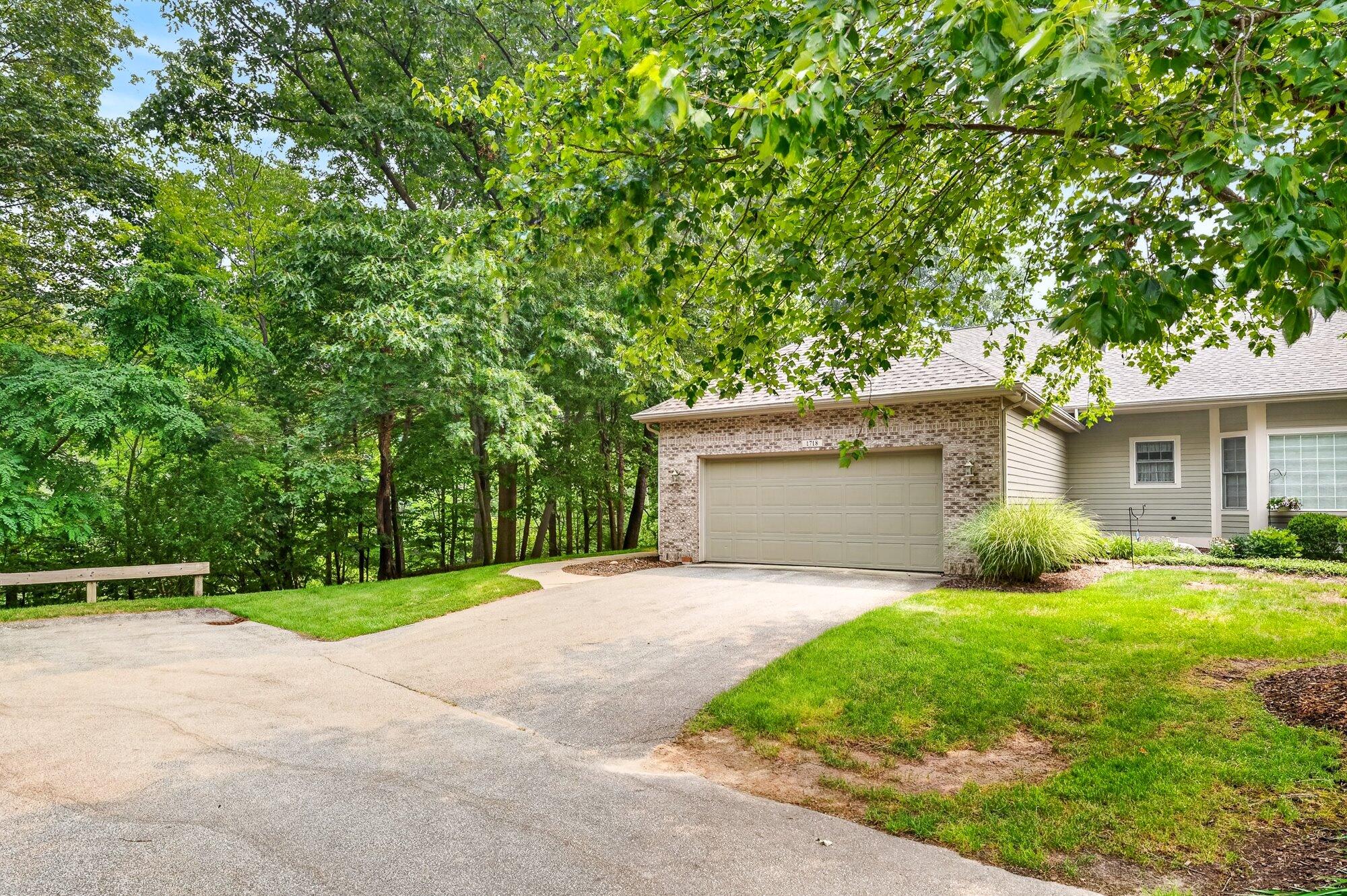 1718 Big Timber Court NE Grand Rapids MI 49505
