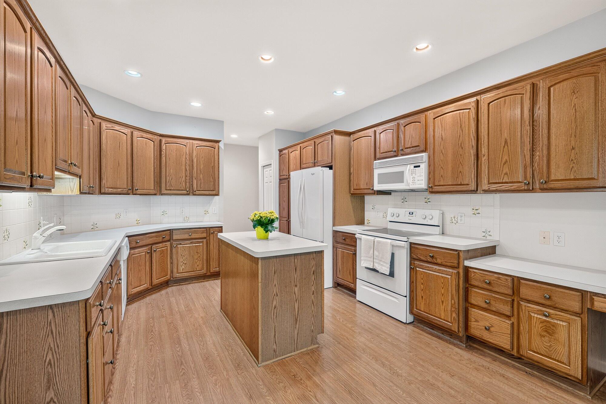 1718 Big Timber Court NE Grand Rapids MI 49505